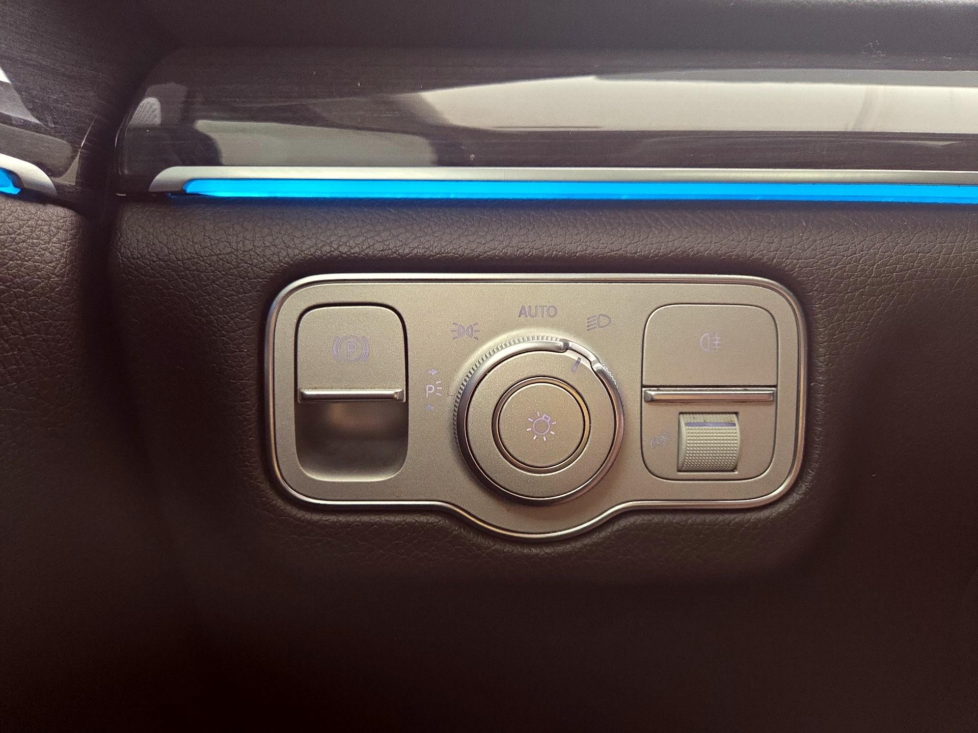 Thumbnail: 2020 Mercedes-Benz GLE - 13