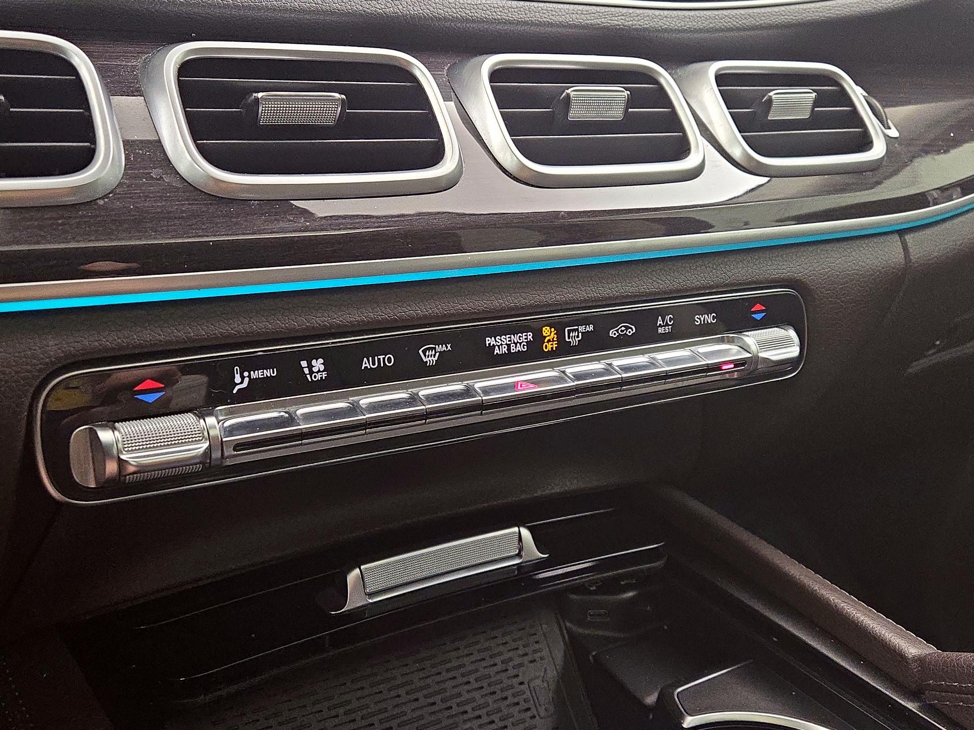 Thumbnail: 2020 Mercedes-Benz GLE - 17