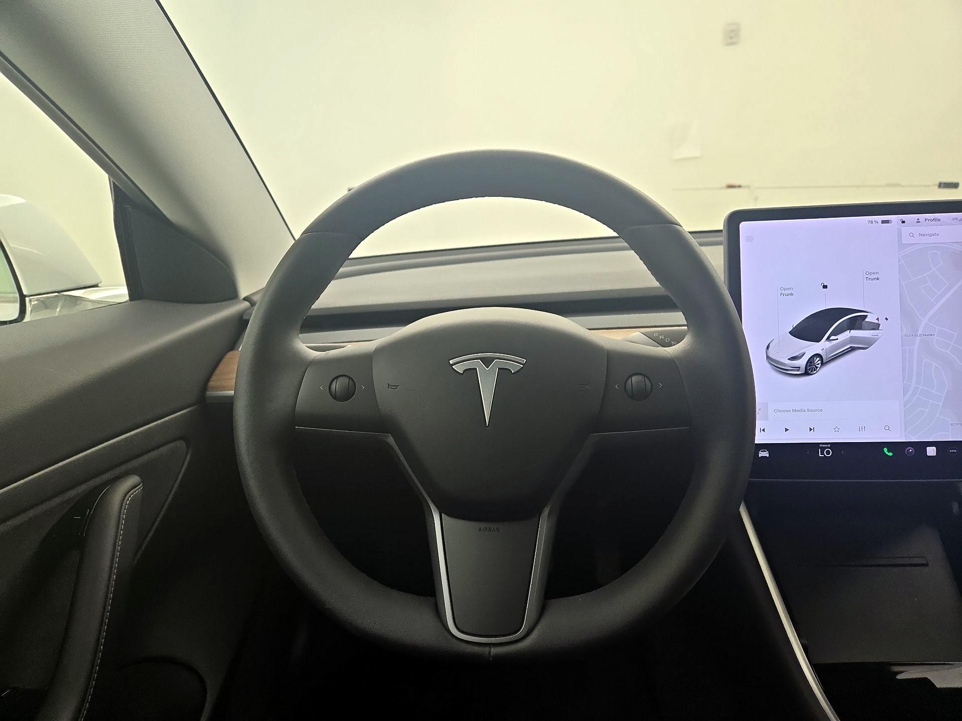 Thumbnail: 2020 Tesla Model 3 - 10