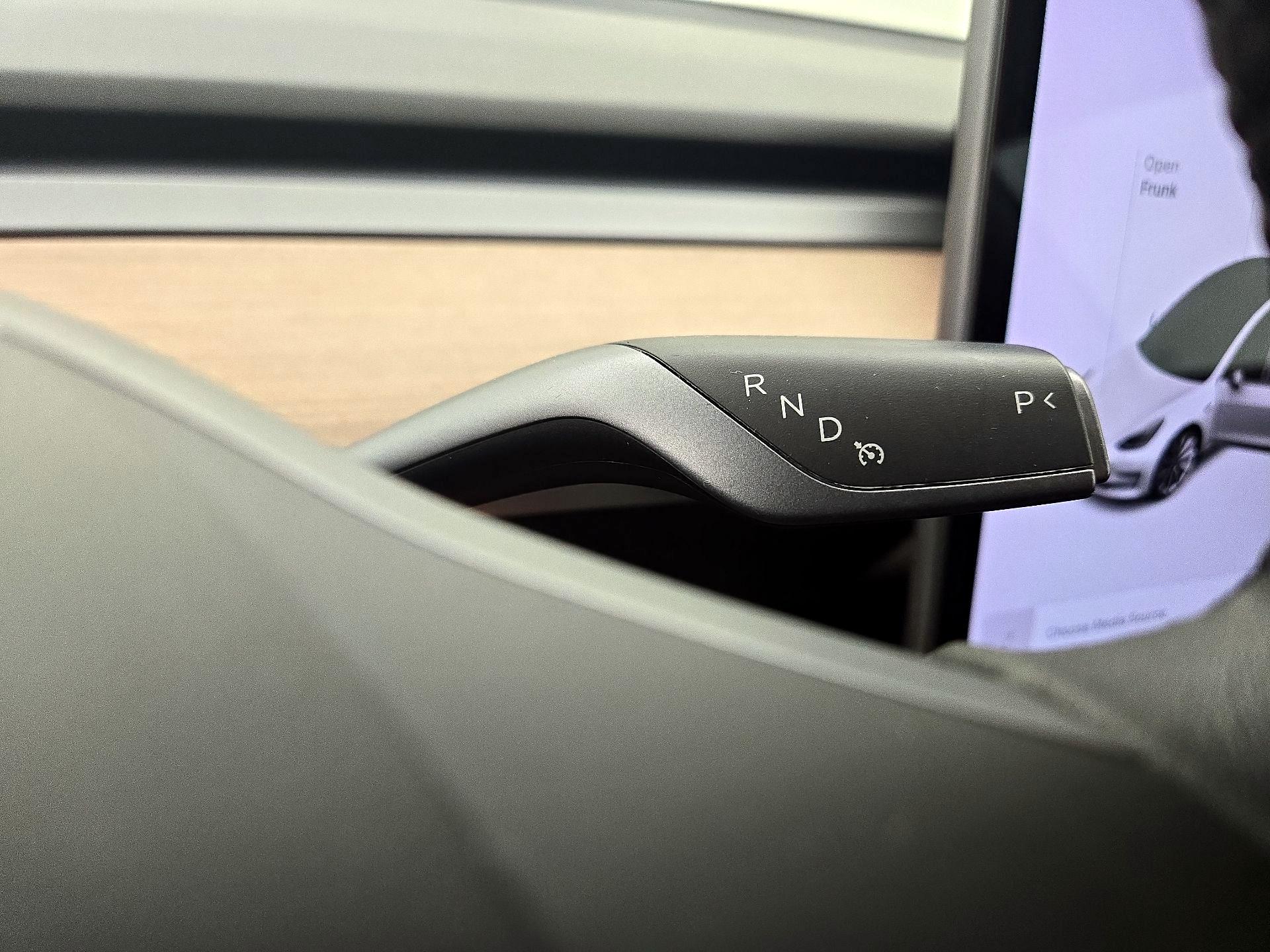 Thumbnail: 2020 Tesla Model 3 - 17