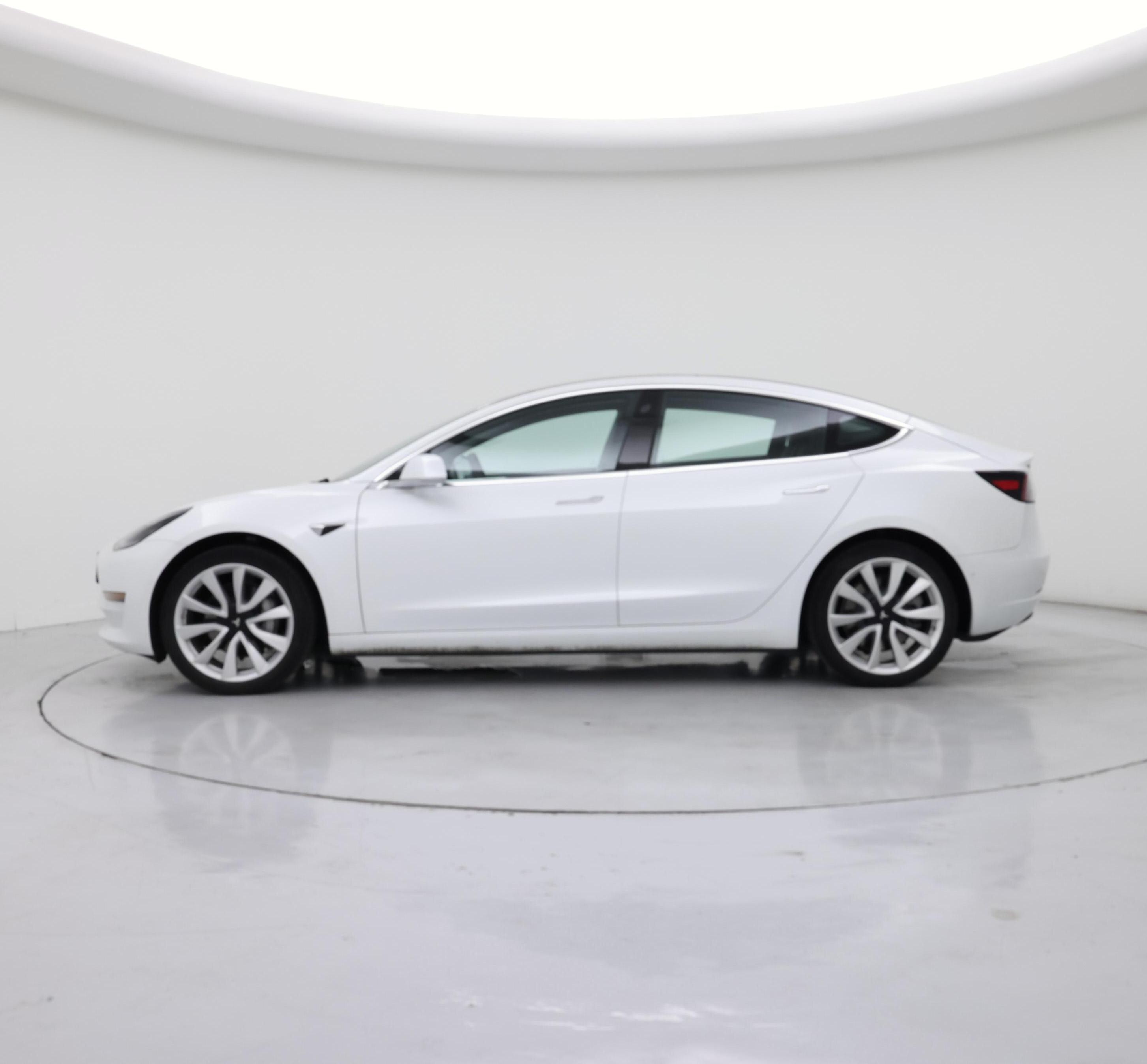 Thumbnail: 2020 Tesla Model 3 - 3