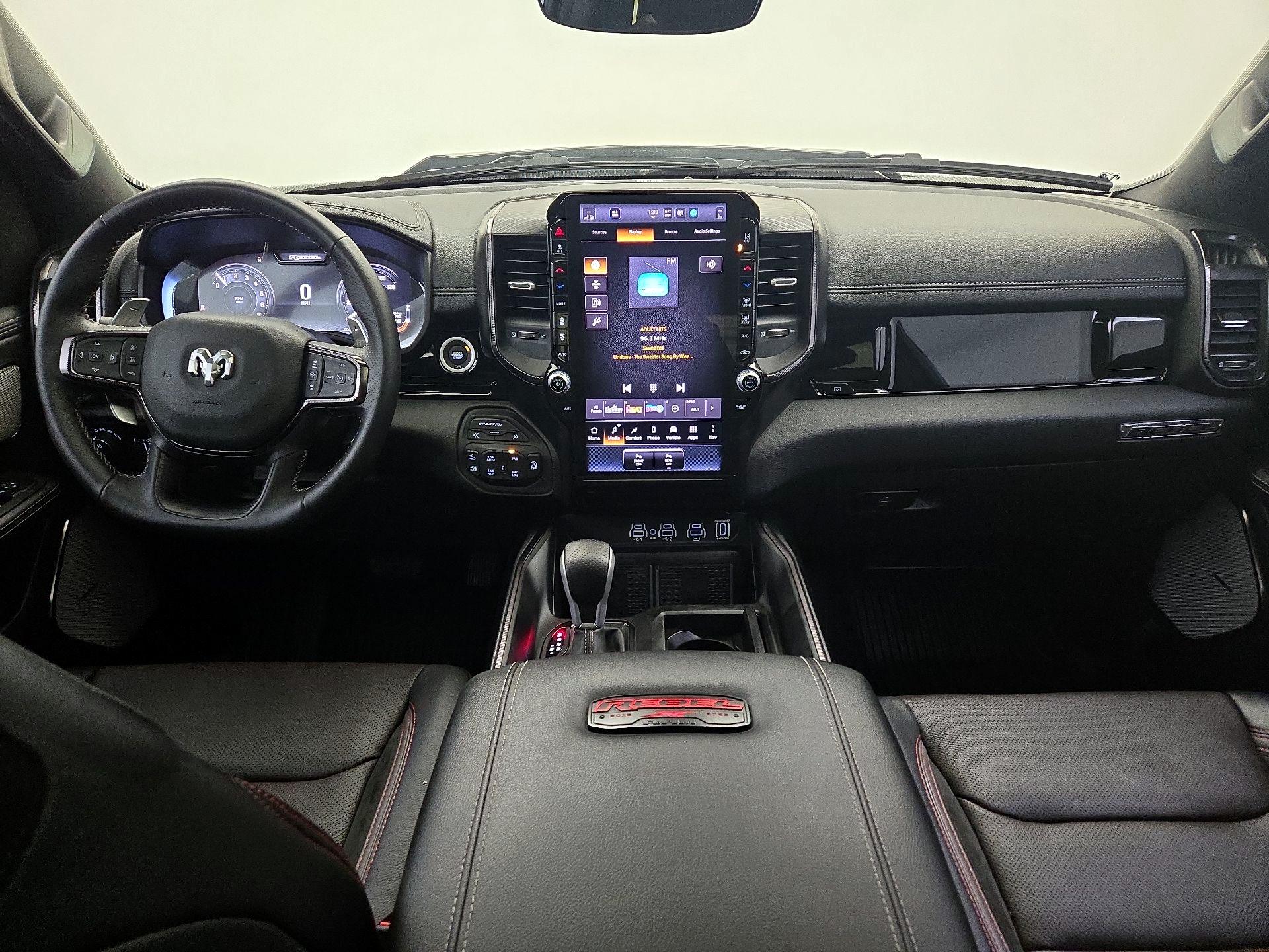 Thumbnail: 2025 RAM 1500 - 9