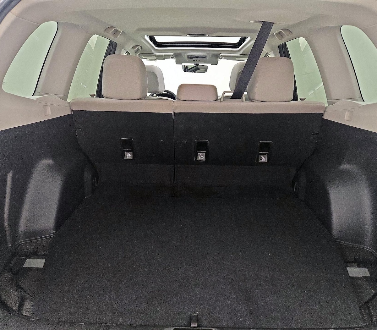 Trunk/Cargo (Seats Up)