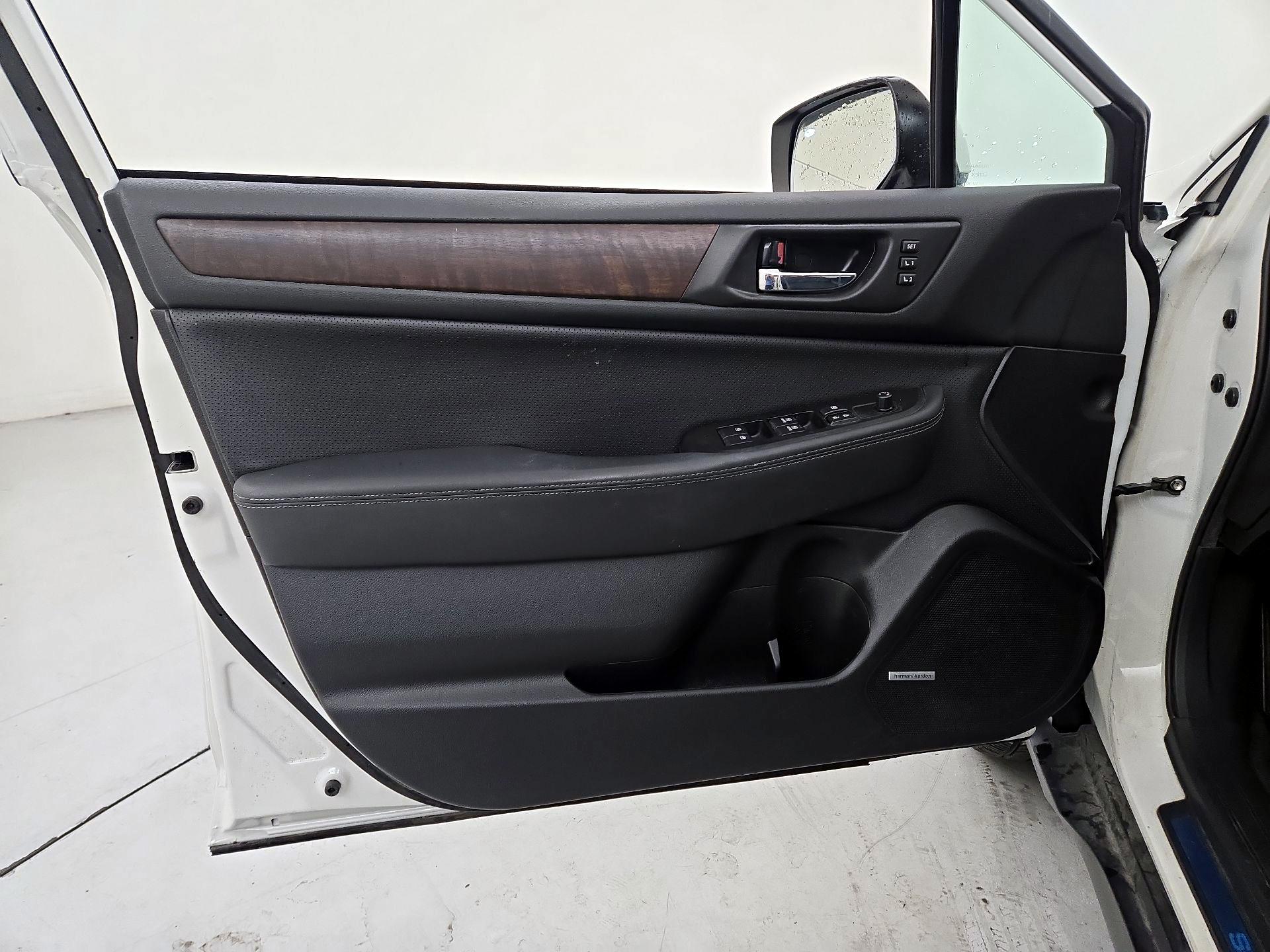 Thumbnail: 2017 Subaru Outback - 12