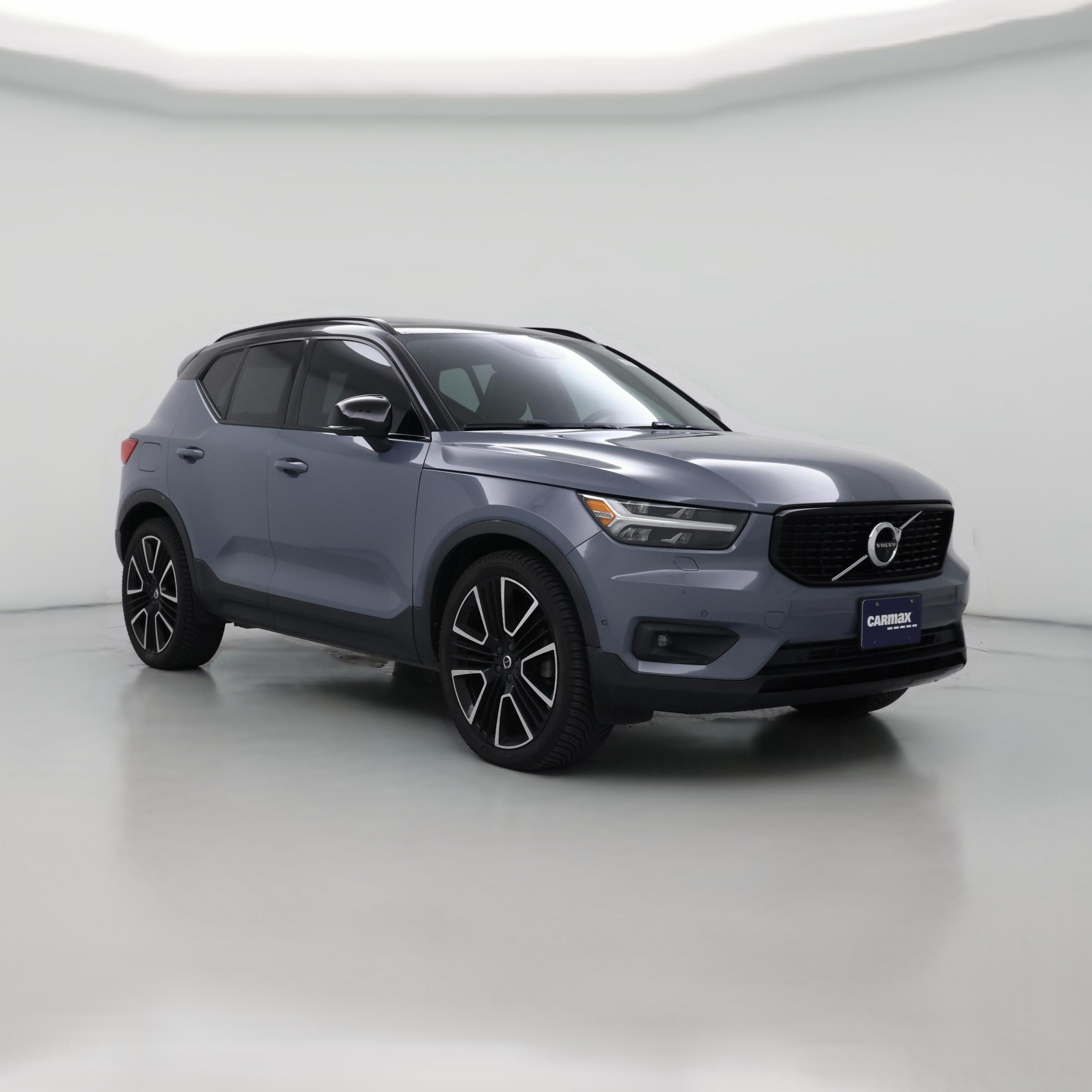 Thumbnail: 2022 Volvo XC40 - 1