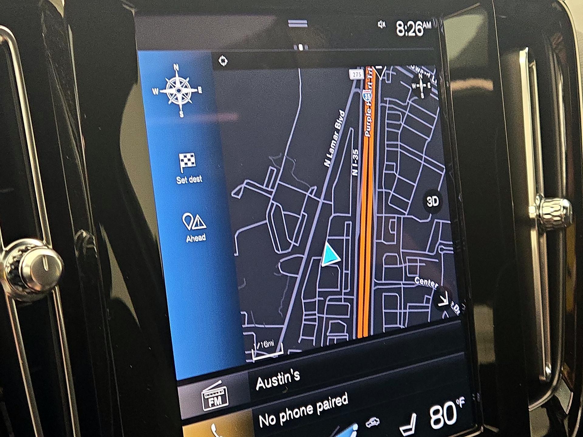 Thumbnail: 2022 Volvo XC40 - 14