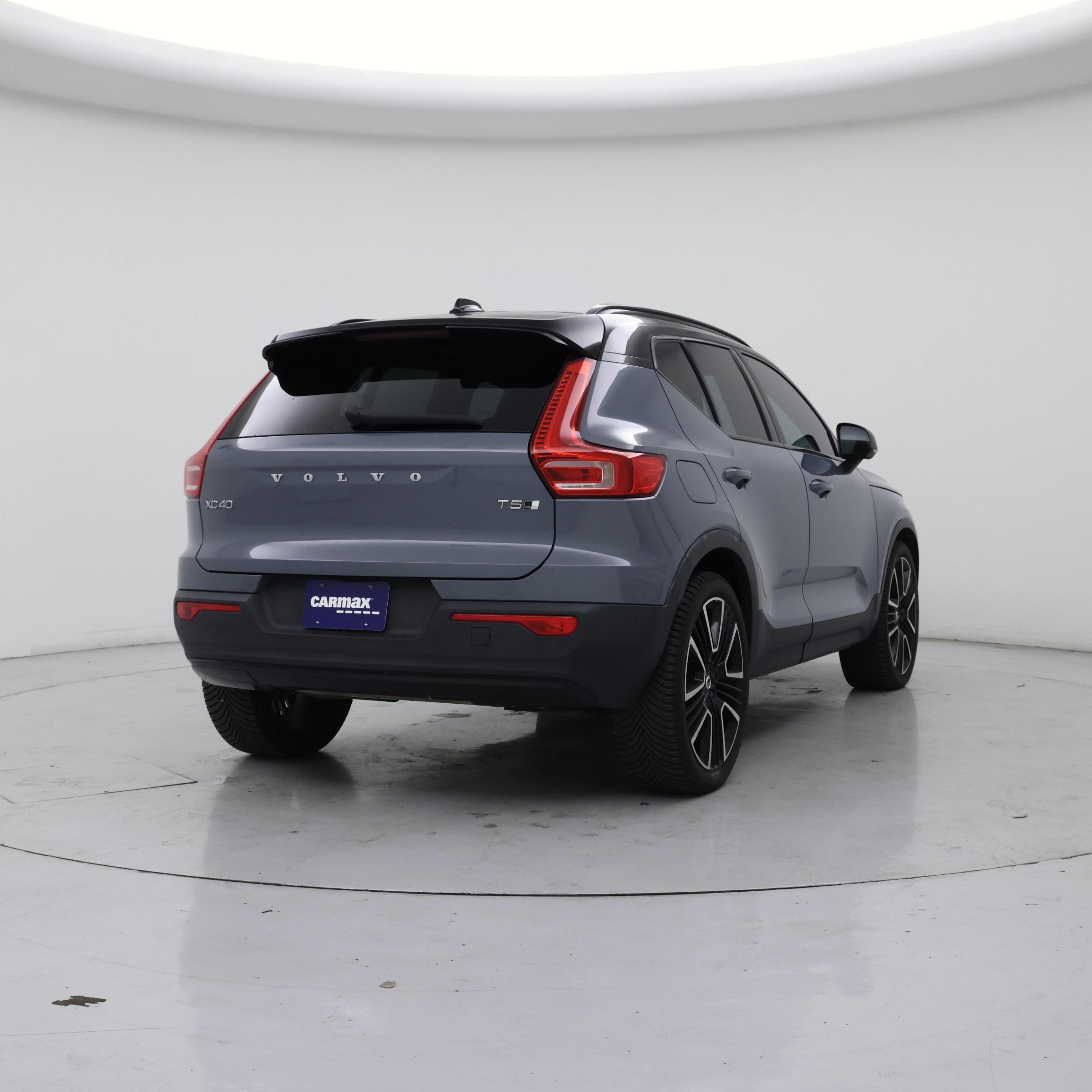 Thumbnail: 2022 Volvo XC40 - 8
