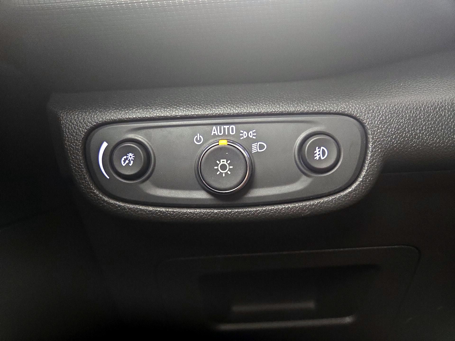 Thumbnail: 2023 Chevrolet TrailBlazer - 13