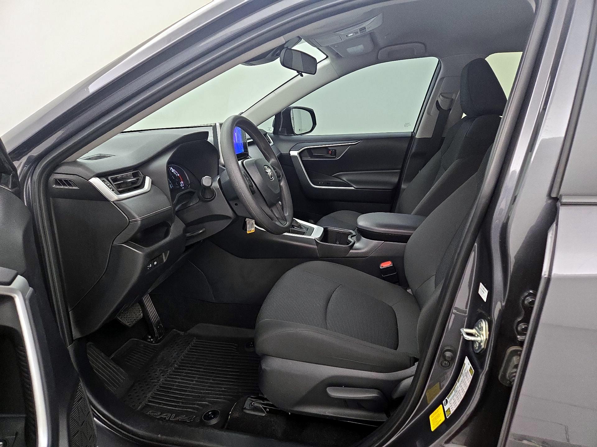 Thumbnail: 2024 Toyota RAV4 - 11