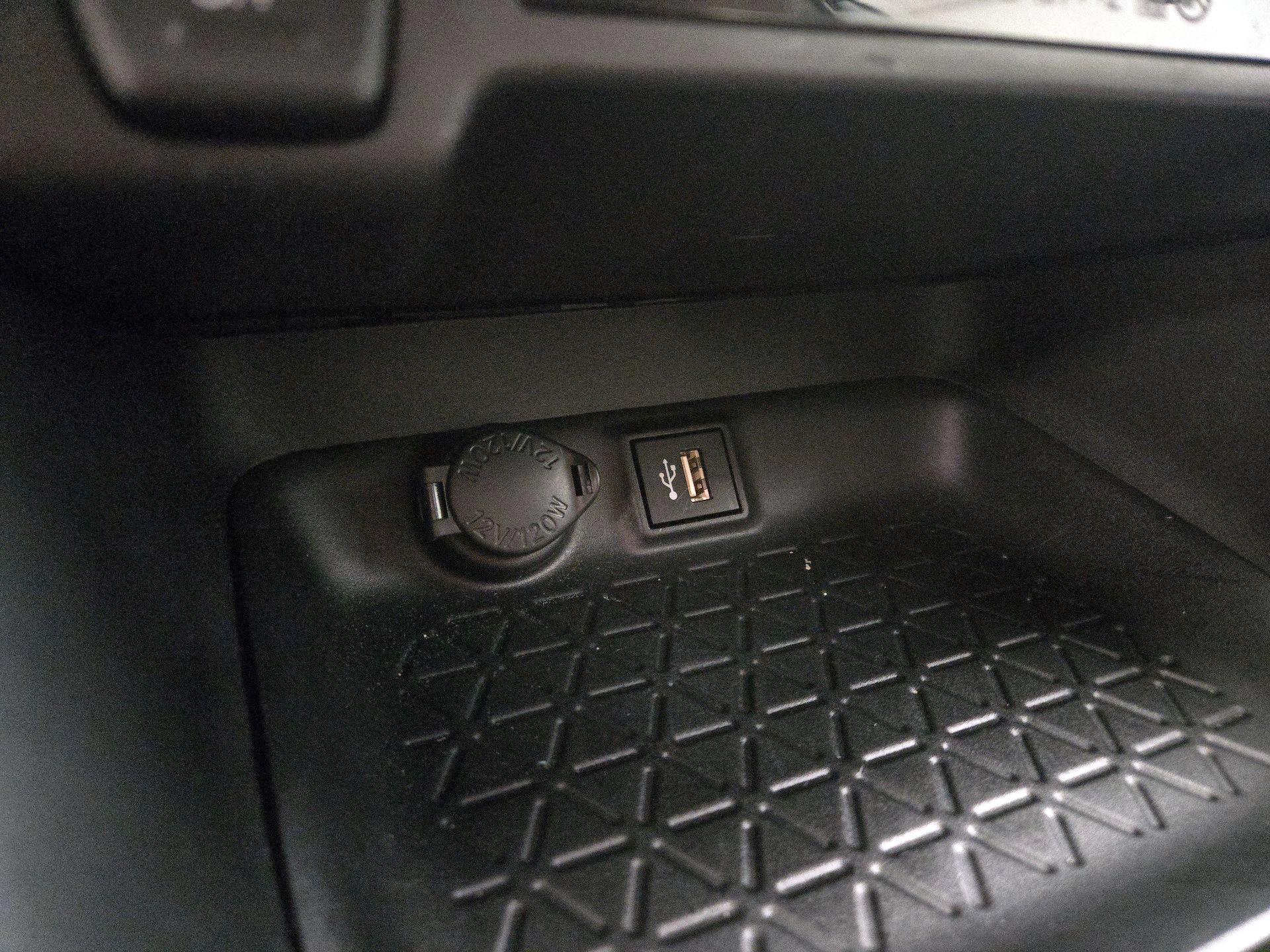 Thumbnail: 2024 Toyota RAV4 - 19