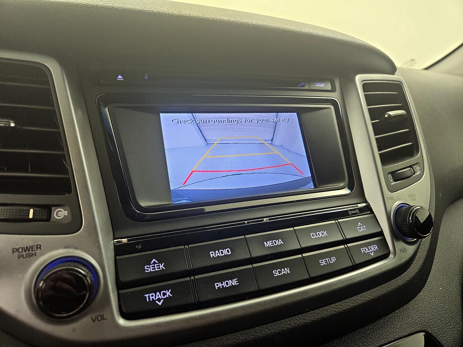 Thumbnail: 2016 Hyundai Tucson - 14