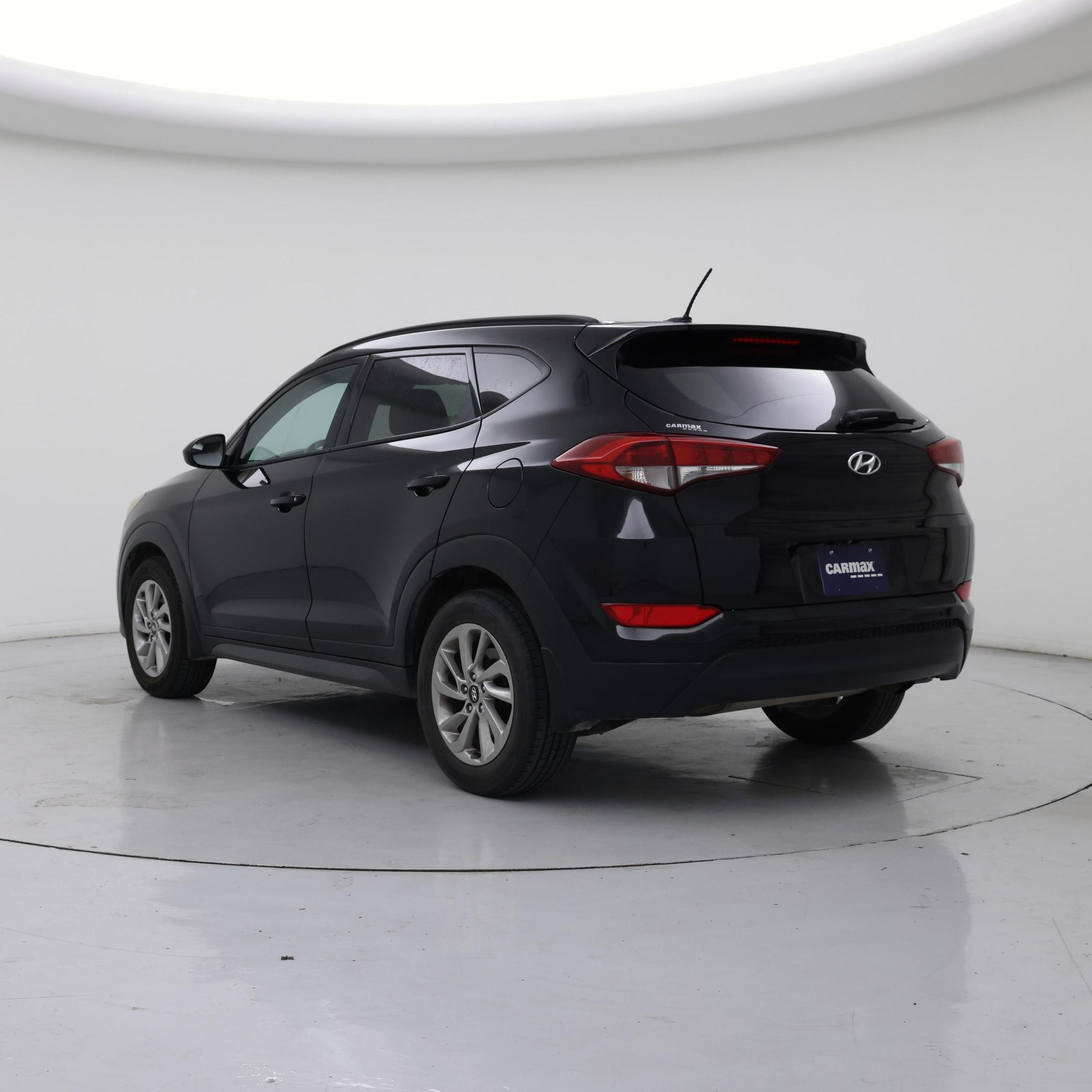 Thumbnail: 2016 Hyundai Tucson - 2