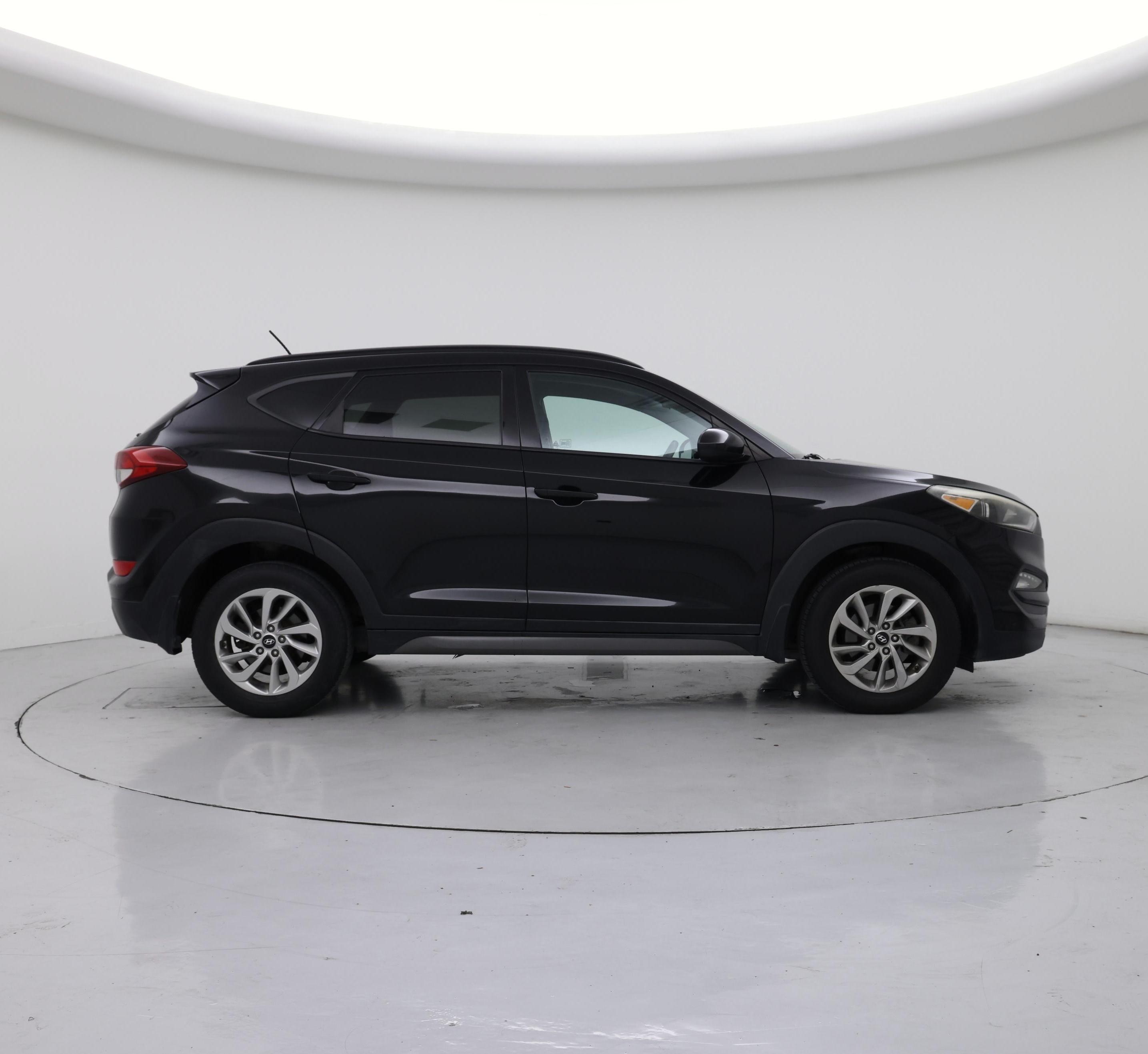 Thumbnail: 2016 Hyundai Tucson - 7