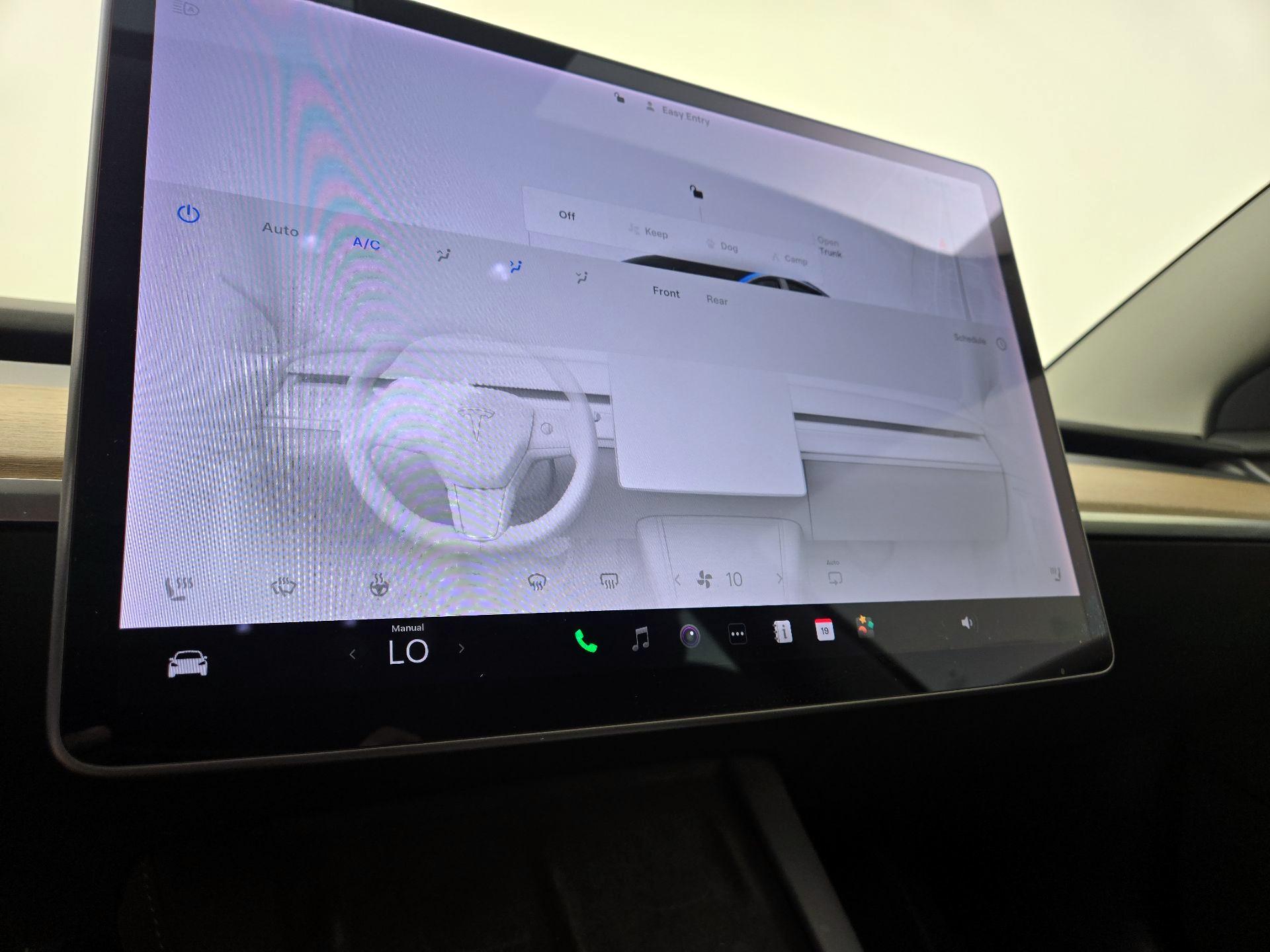 Thumbnail: 2022 Tesla Model 3 - 16