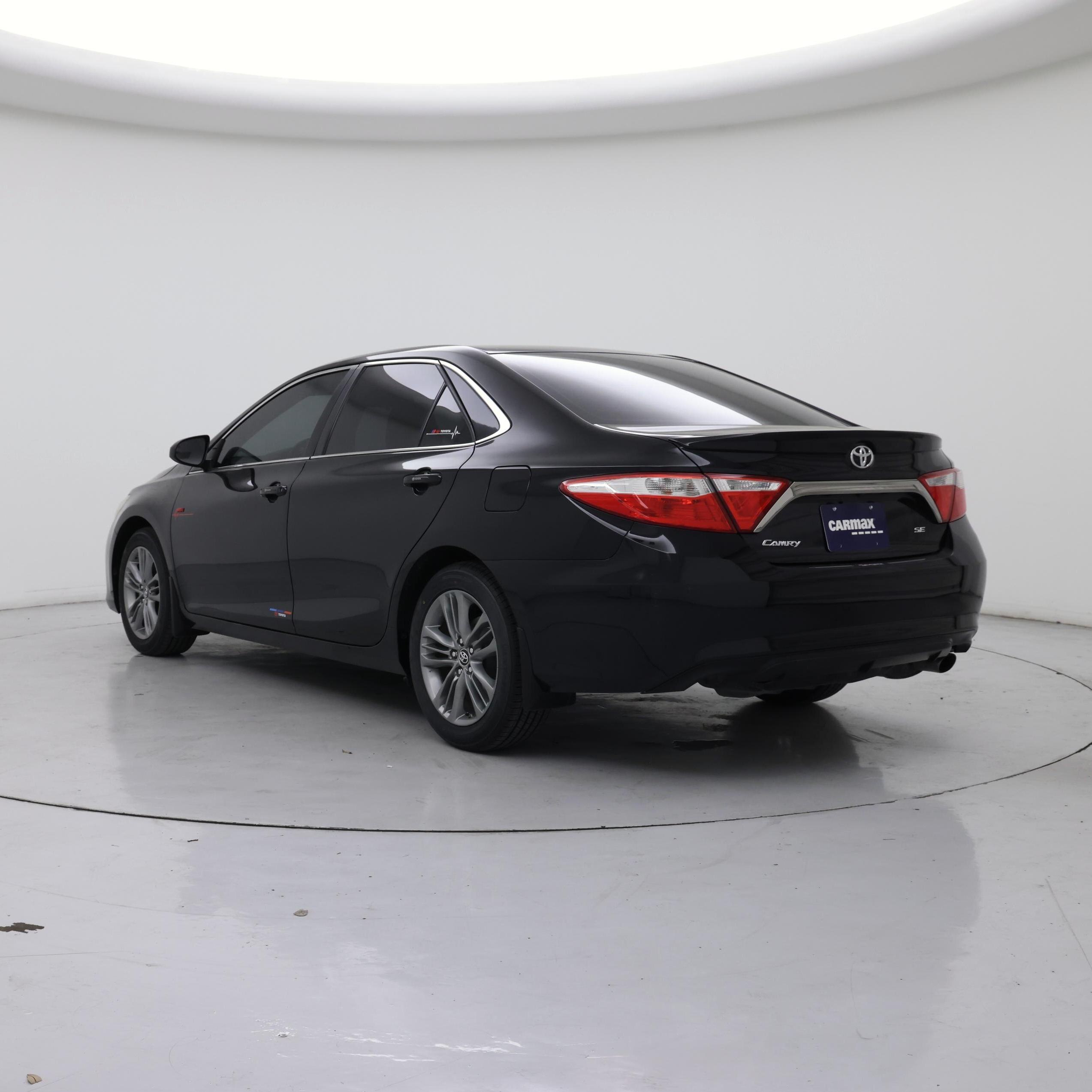 Thumbnail: 2015 Toyota Camry - 2