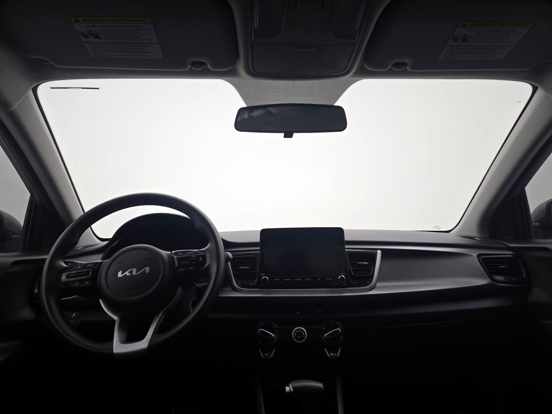 Thumbnail: 2023 Kia Rio - 9