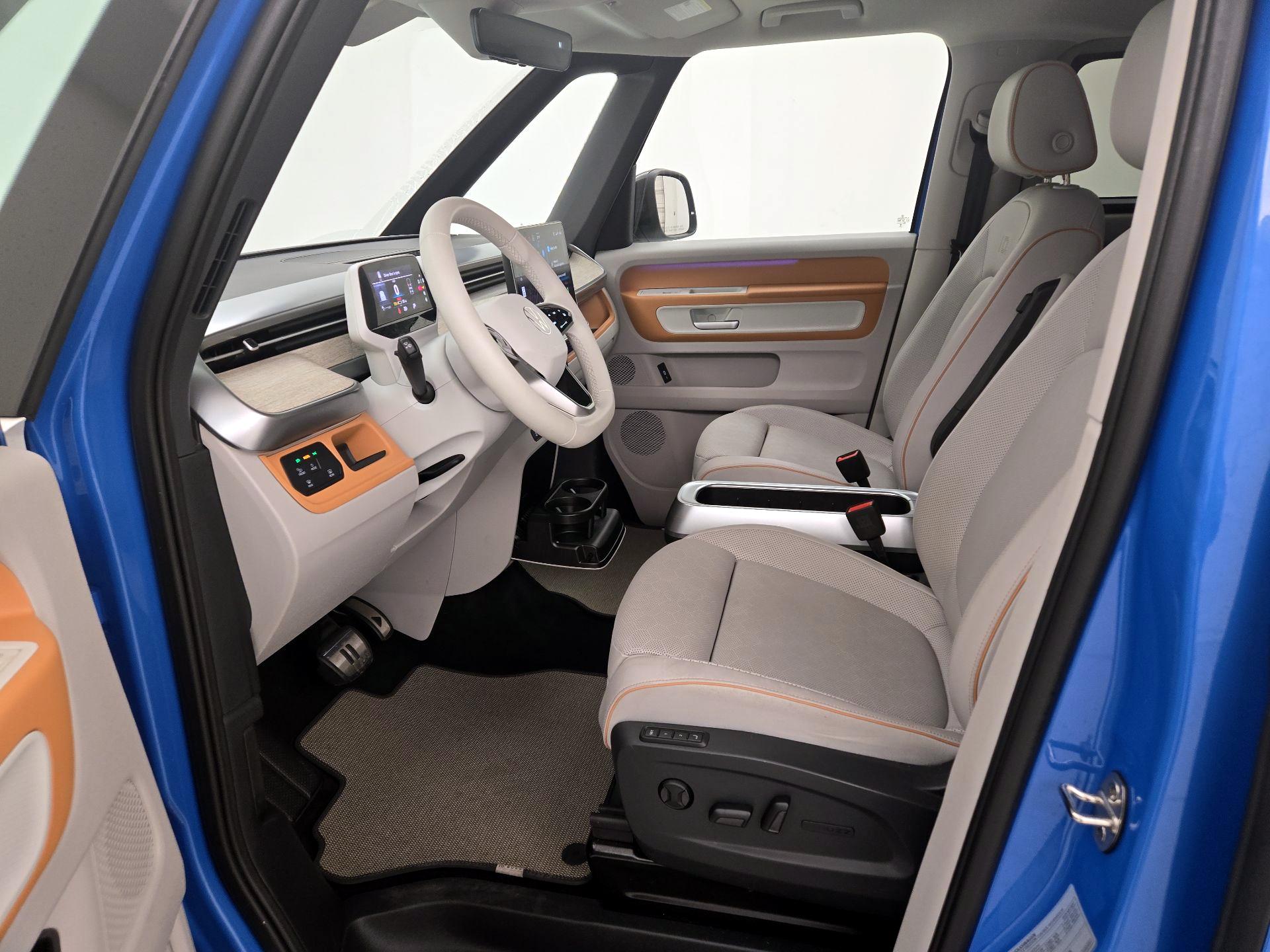 Thumbnail: 2025 Volkswagen ID.Buzz - 11