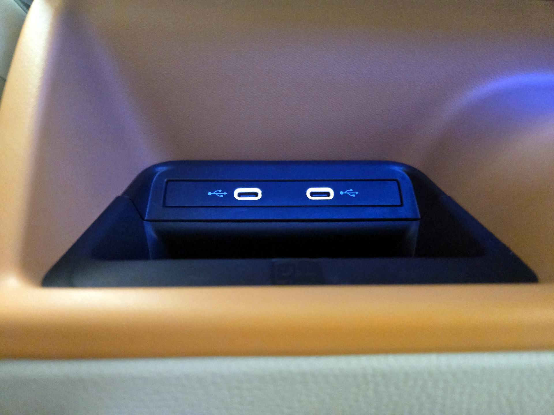 Thumbnail: 2025 Volkswagen ID.Buzz - 19