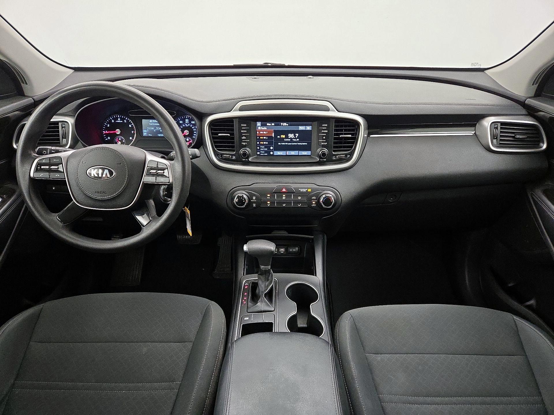 Thumbnail: 2020 Kia Sorento - 9