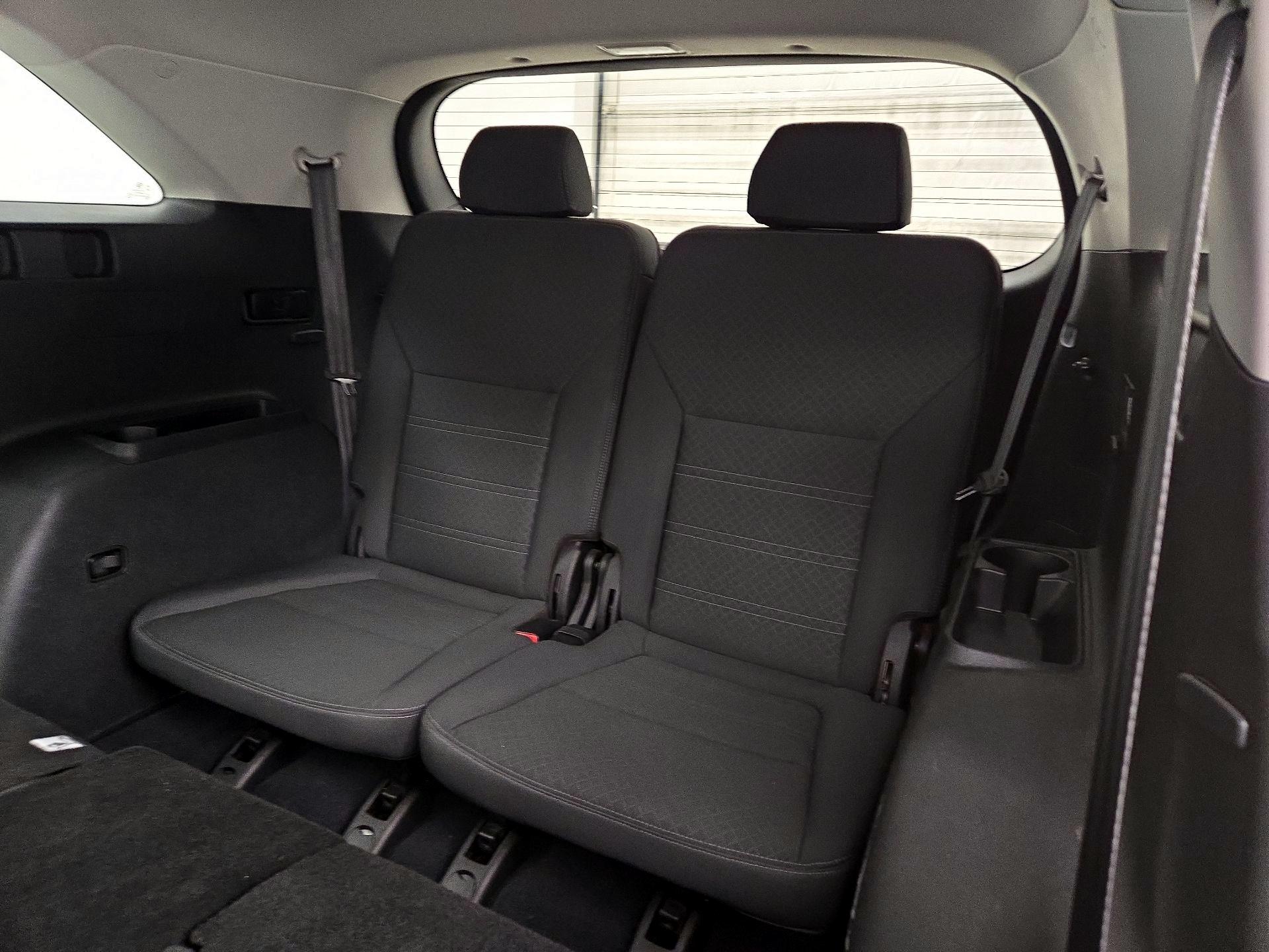 Thumbnail: 2020 Kia Sorento - 20