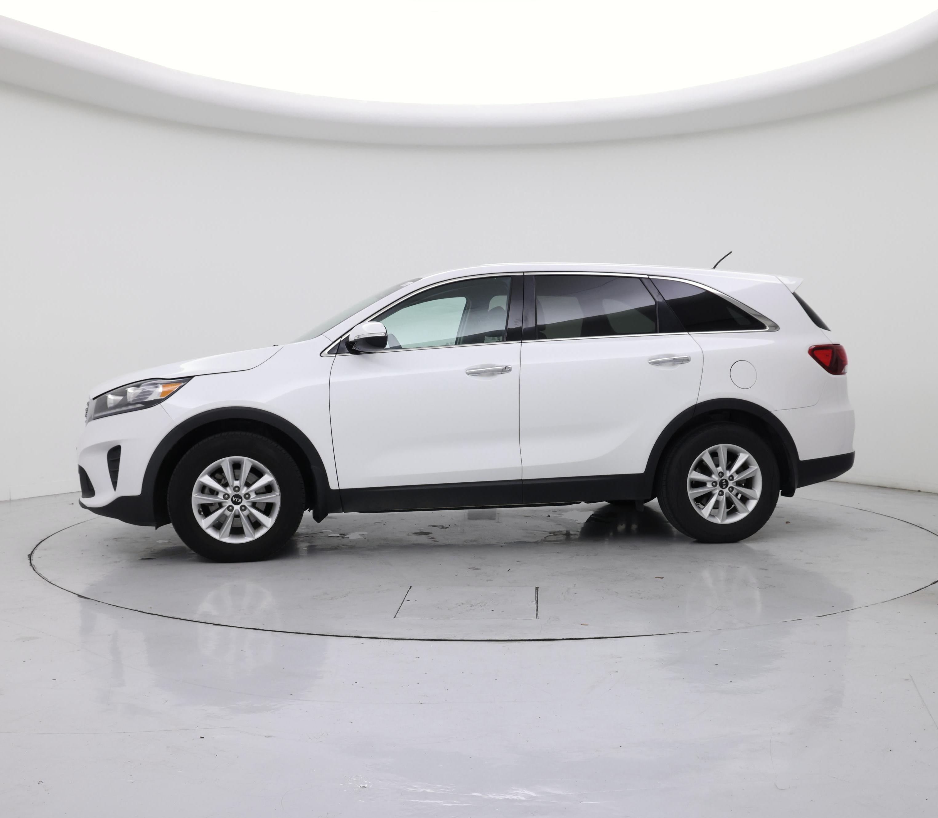 Thumbnail: 2020 Kia Sorento - 3