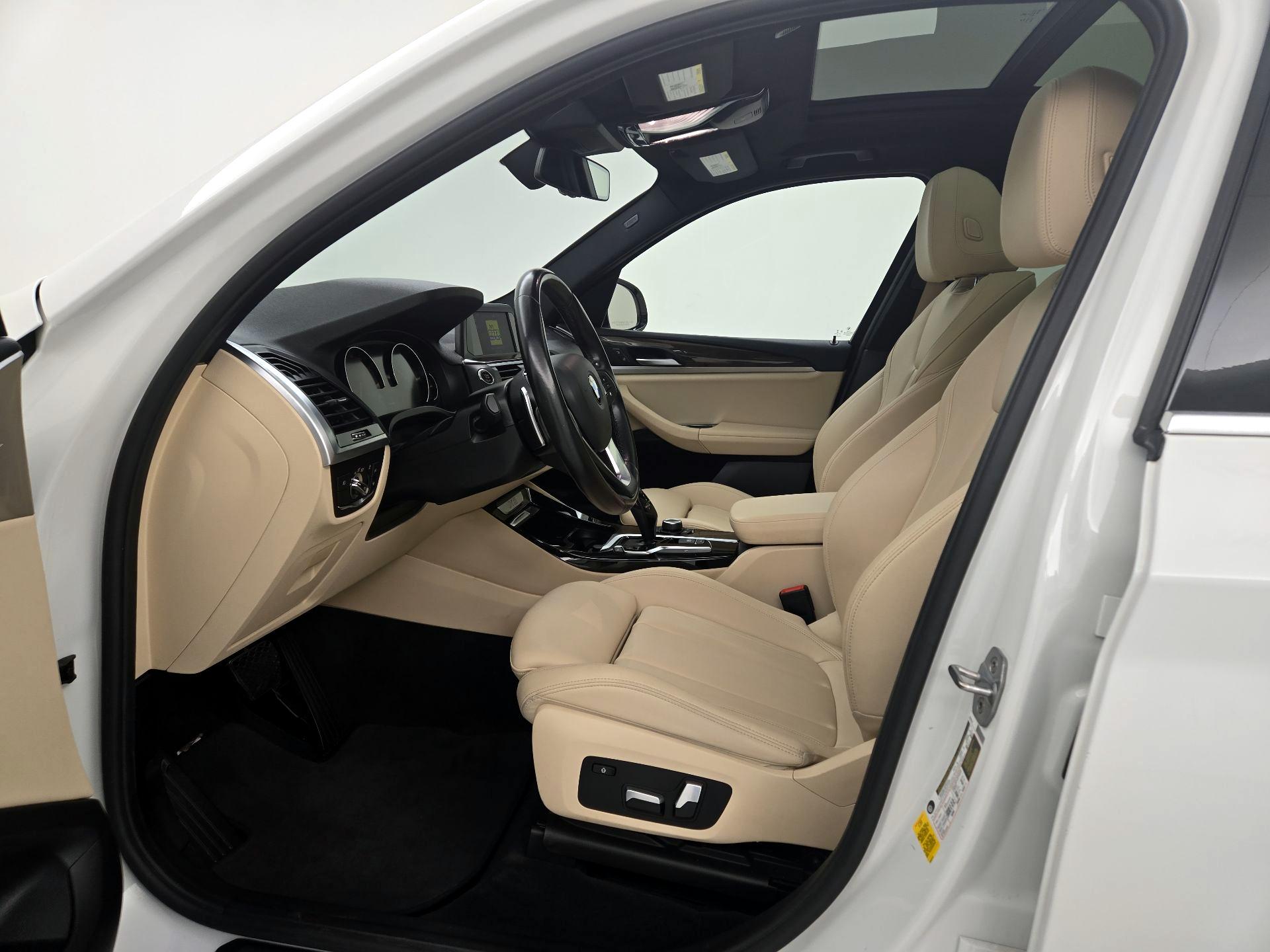 Thumbnail: 2019 BMW X3 - 11