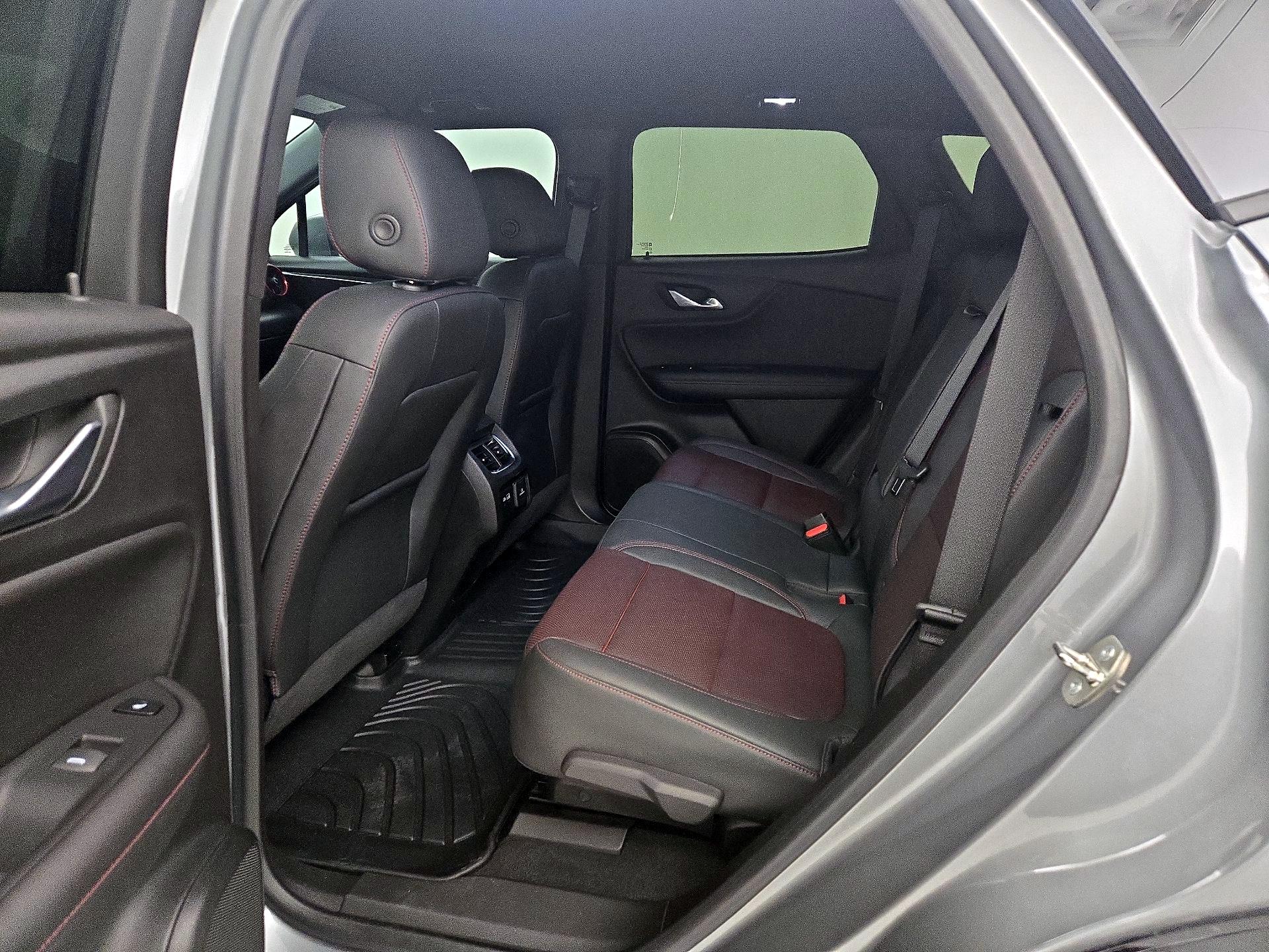 Thumbnail: 2023 Chevrolet Blazer - 20