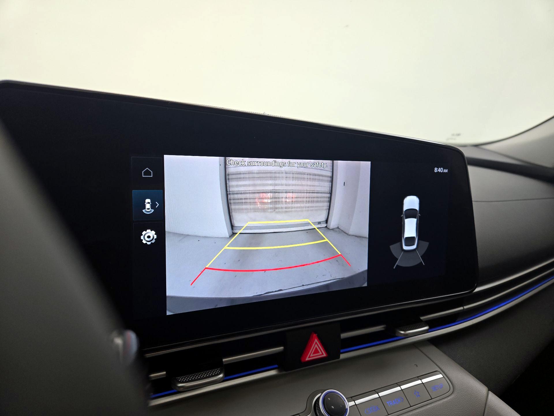 Thumbnail: 2023 Hyundai Elantra - 15