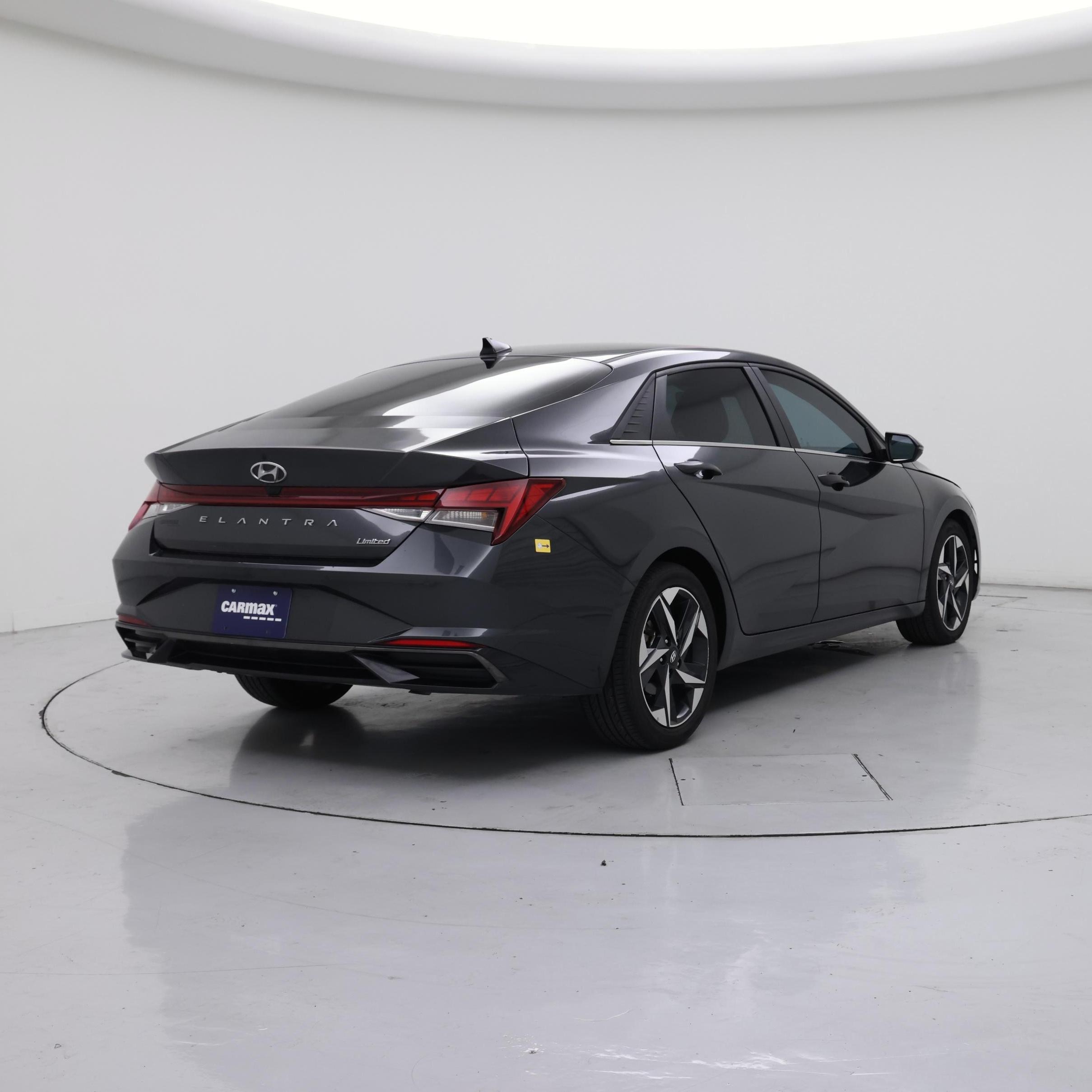 Thumbnail: 2023 Hyundai Elantra - 8