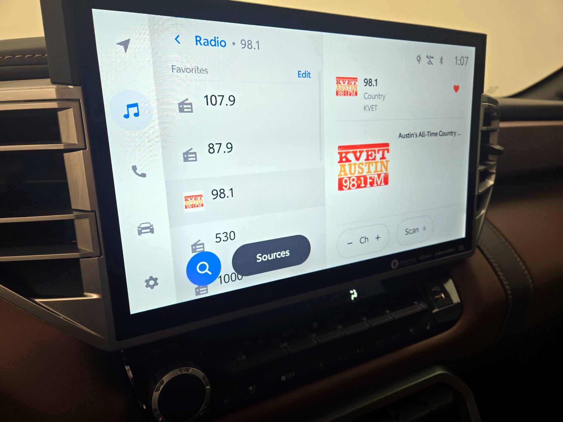 Thumbnail: 2024 Toyota Tundra - 15