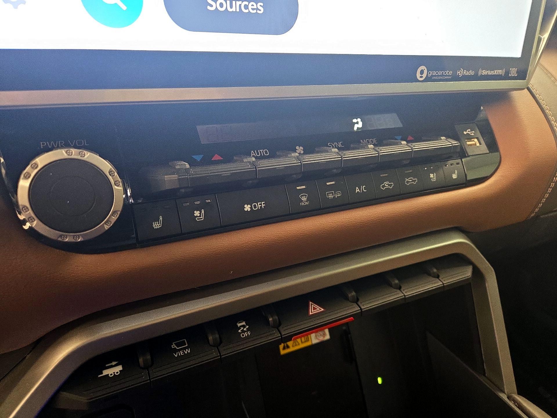 Thumbnail: 2024 Toyota Tundra - 16