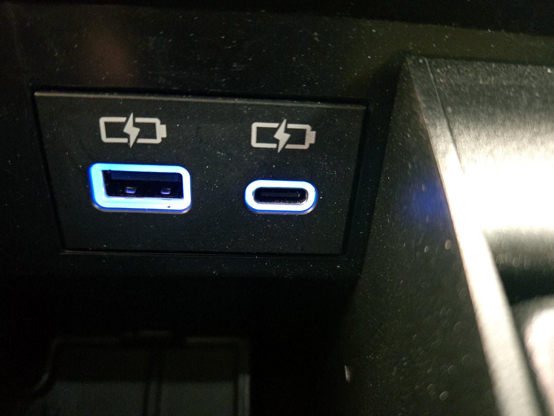 Thumbnail: 2024 Toyota Tundra - 18