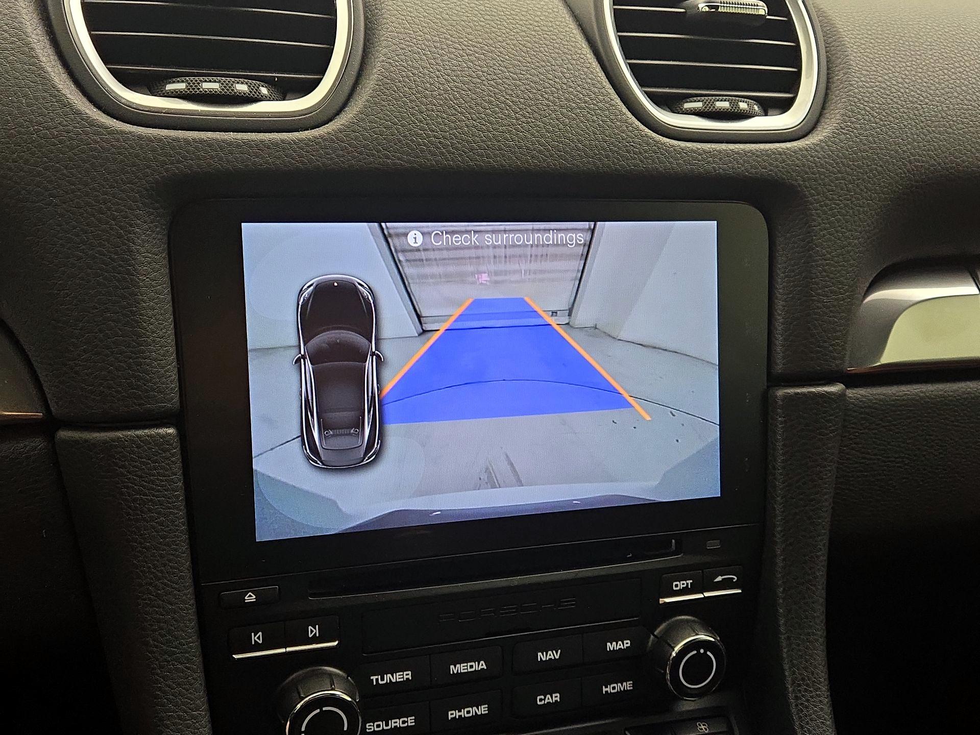 Thumbnail: 2019 Porsche 718 Cayman - 15