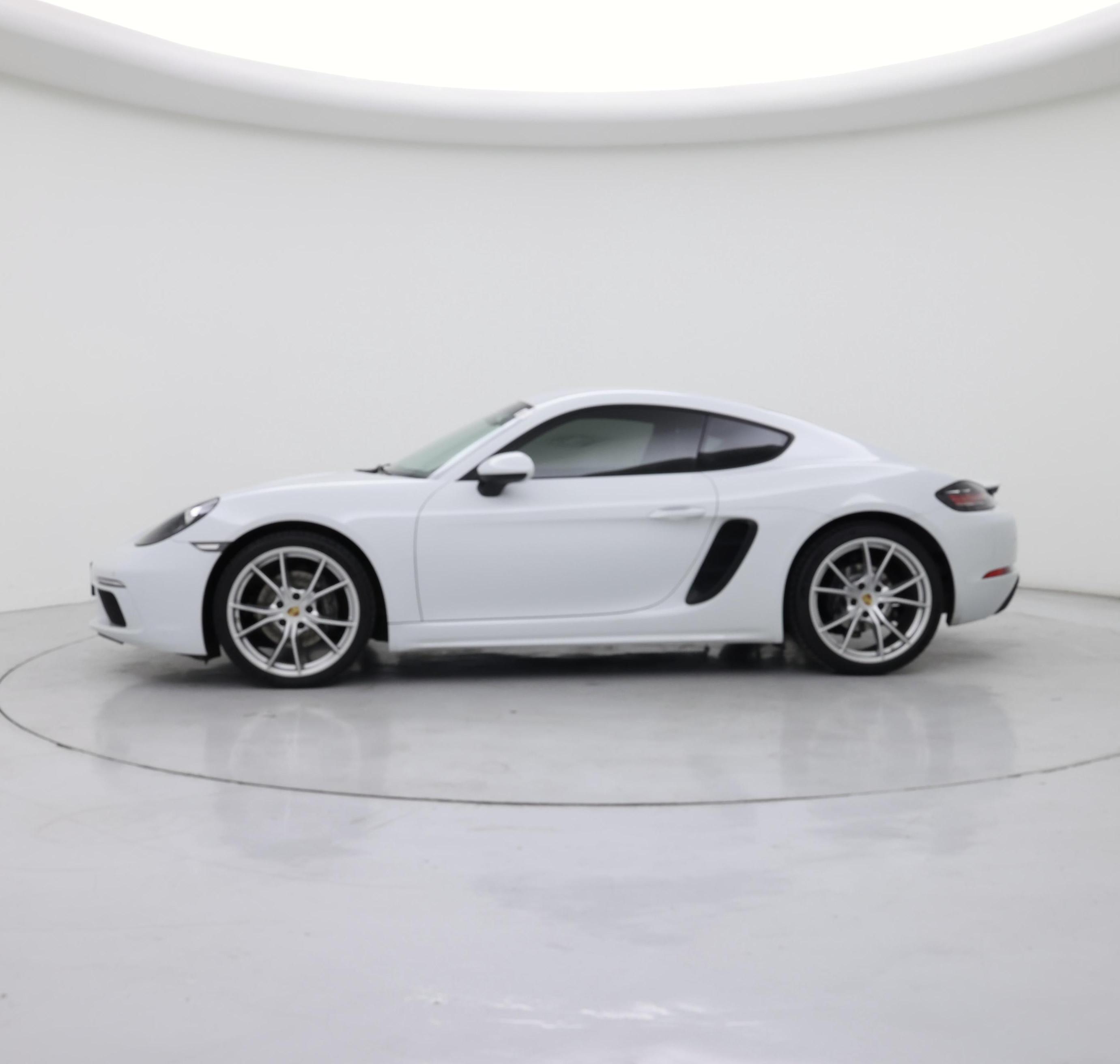 Thumbnail: 2019 Porsche 718 Cayman - 3