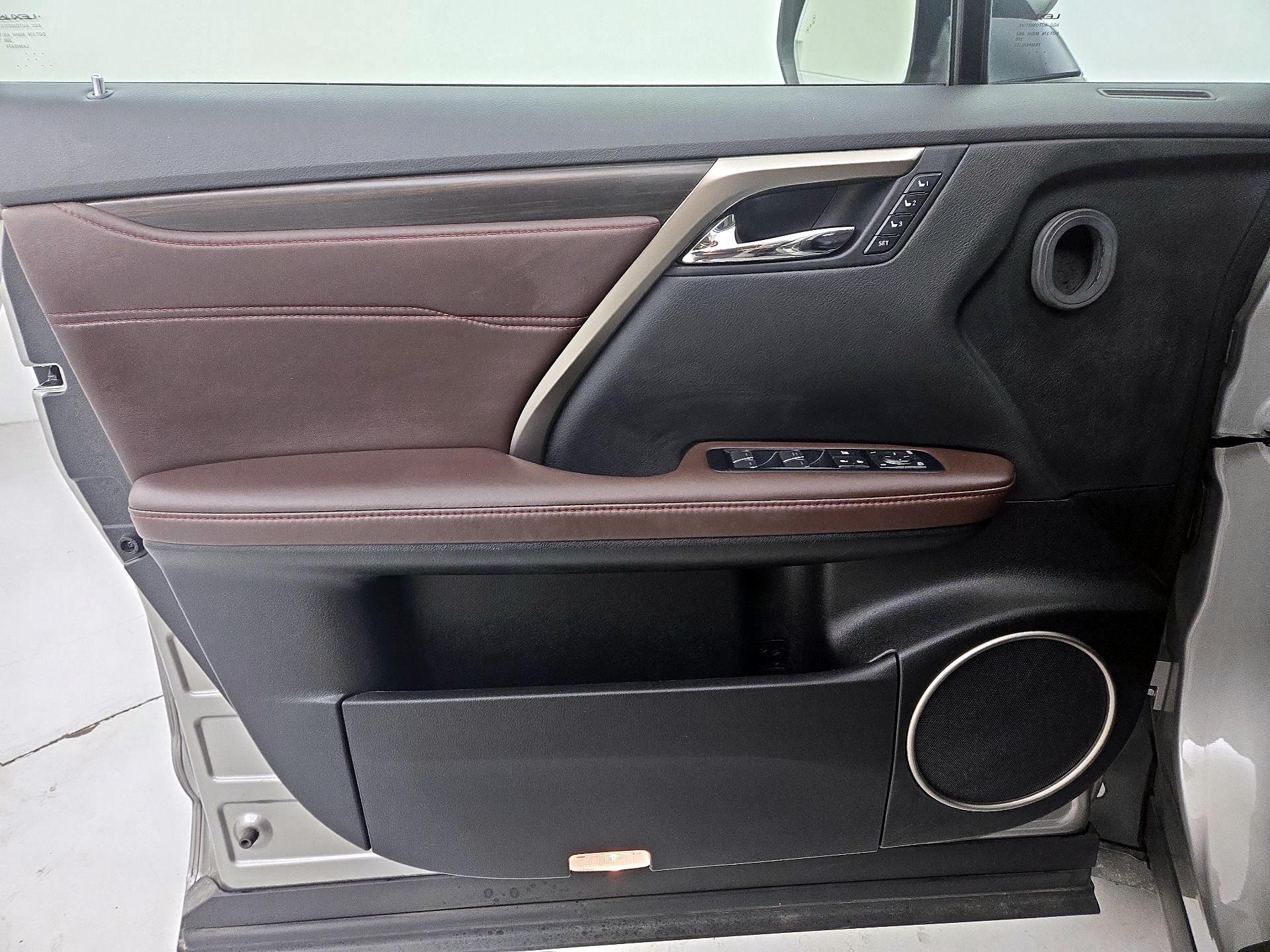 Thumbnail: 2017 Lexus RX - 12