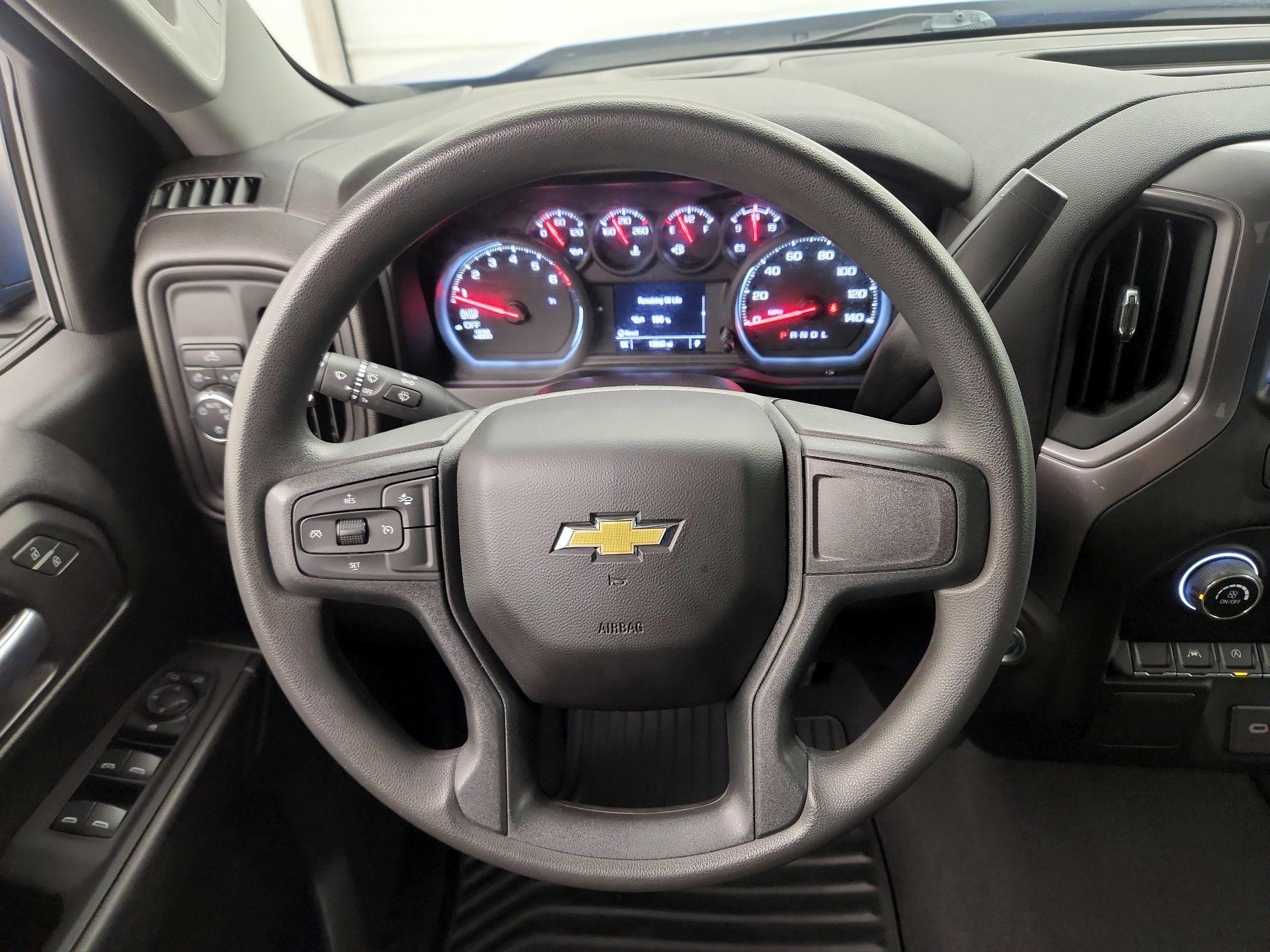 Thumbnail: 2023 Chevrolet Silverado 1500 - 10