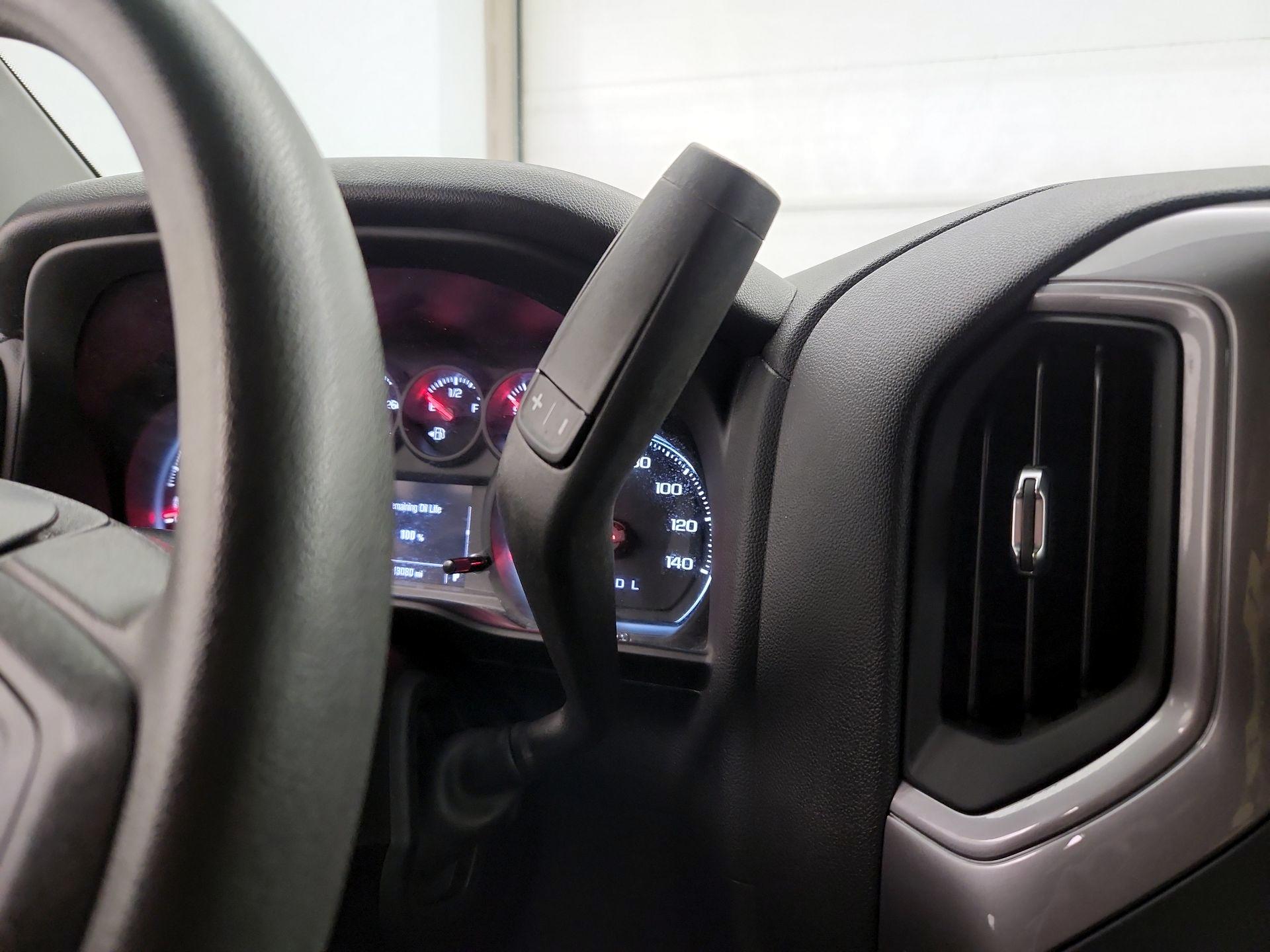 Thumbnail: 2023 Chevrolet Silverado 1500 - 17