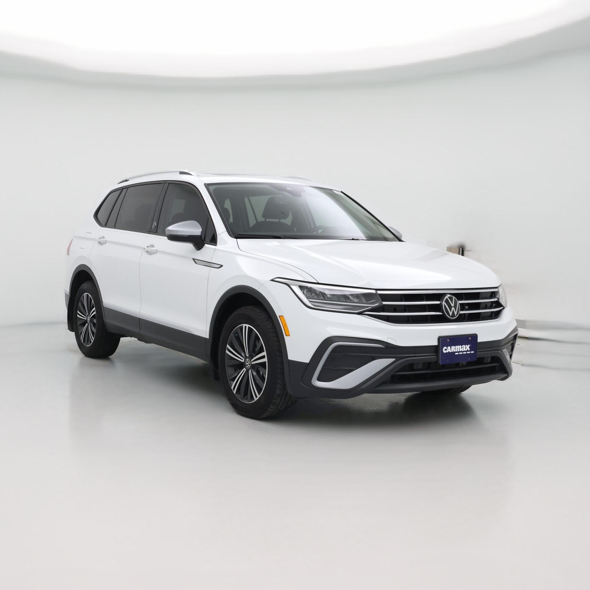 Thumbnail: 2024 Volkswagen Tiguan - 1
