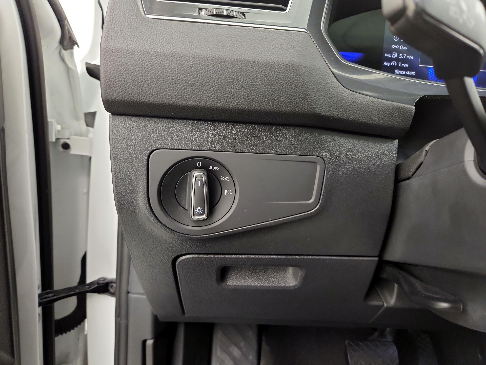 Thumbnail: 2024 Volkswagen Tiguan - 13