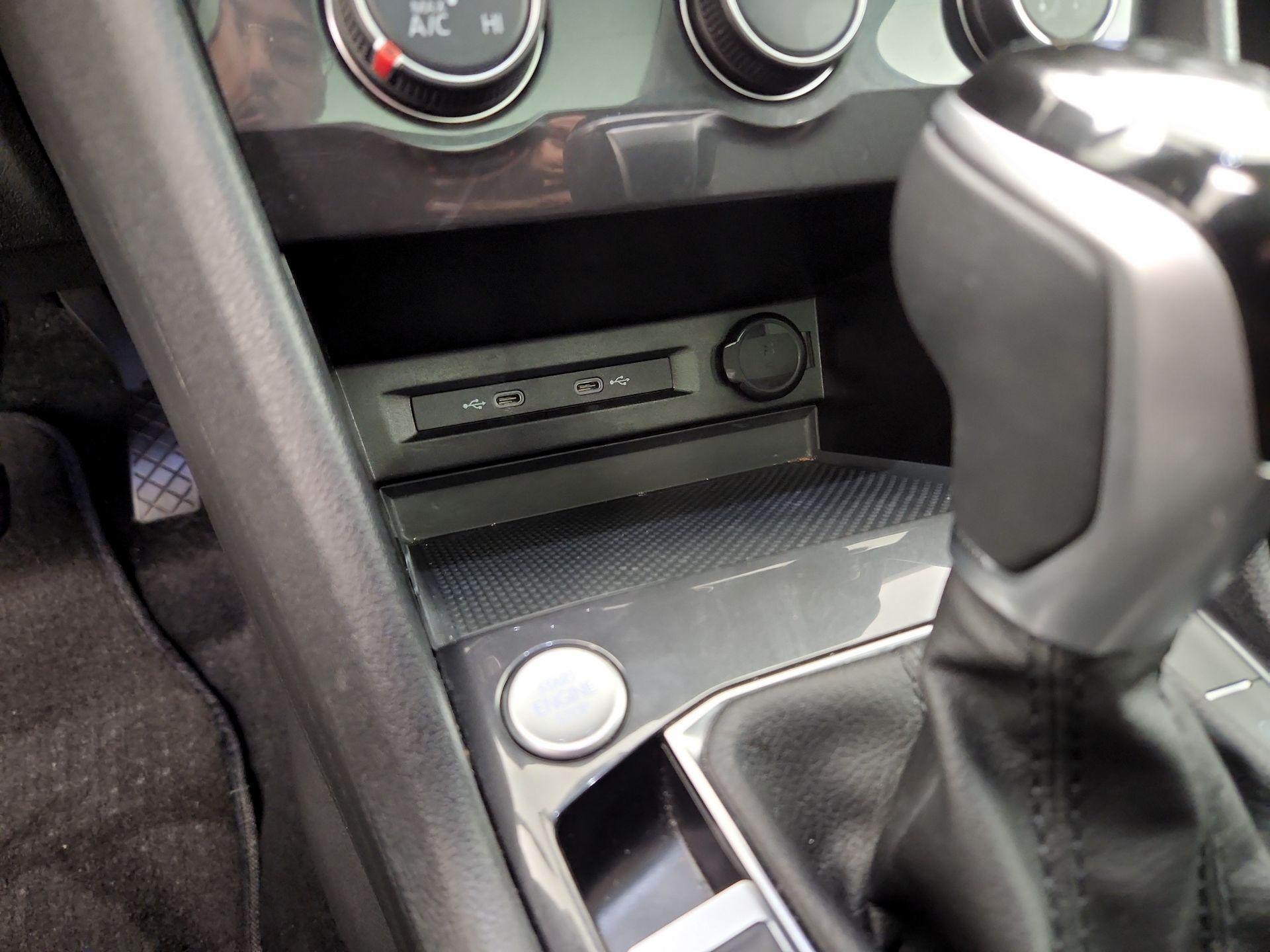 Thumbnail: 2024 Volkswagen Tiguan - 19