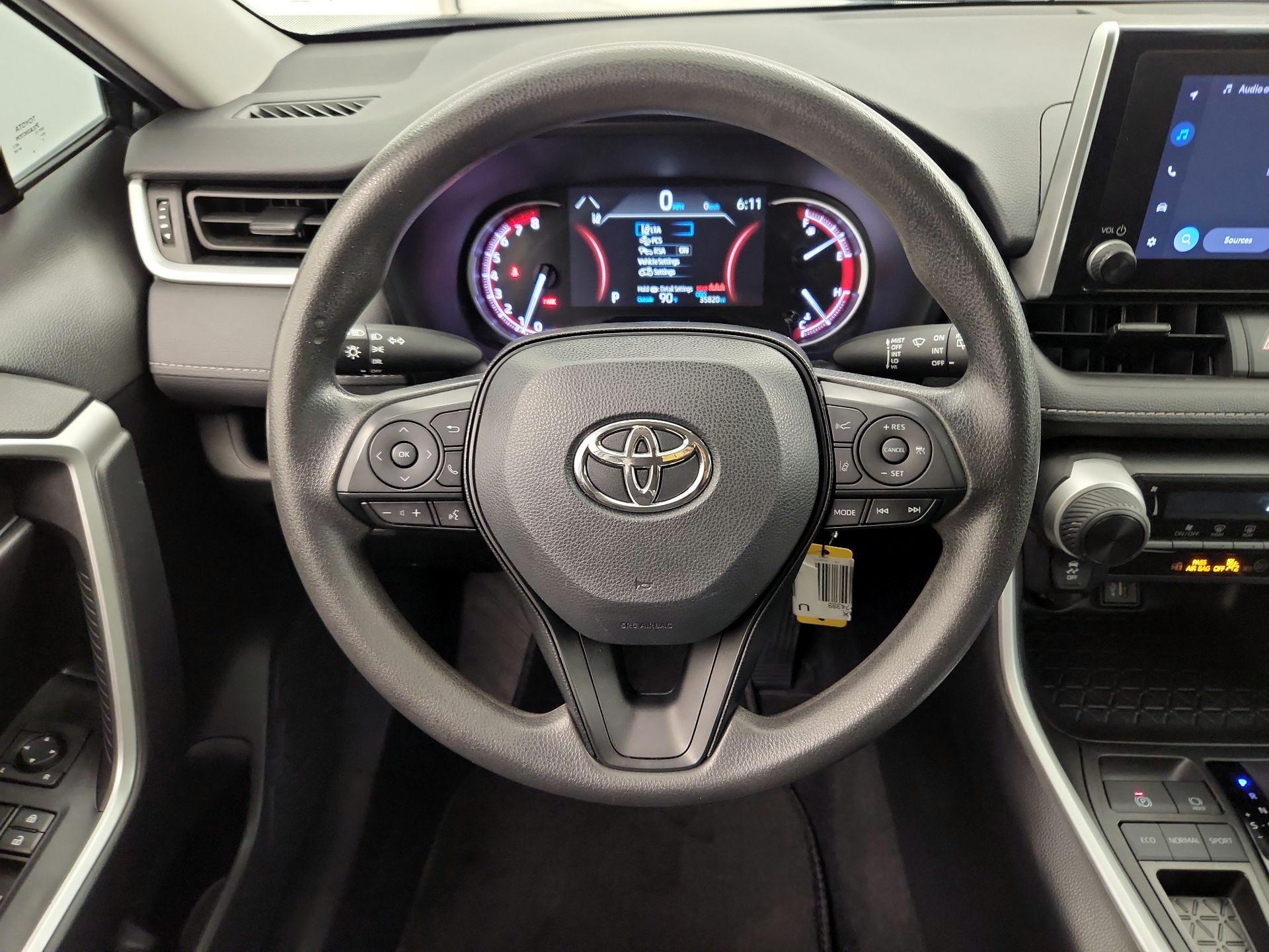 Thumbnail: 2024 Toyota RAV4 - 10