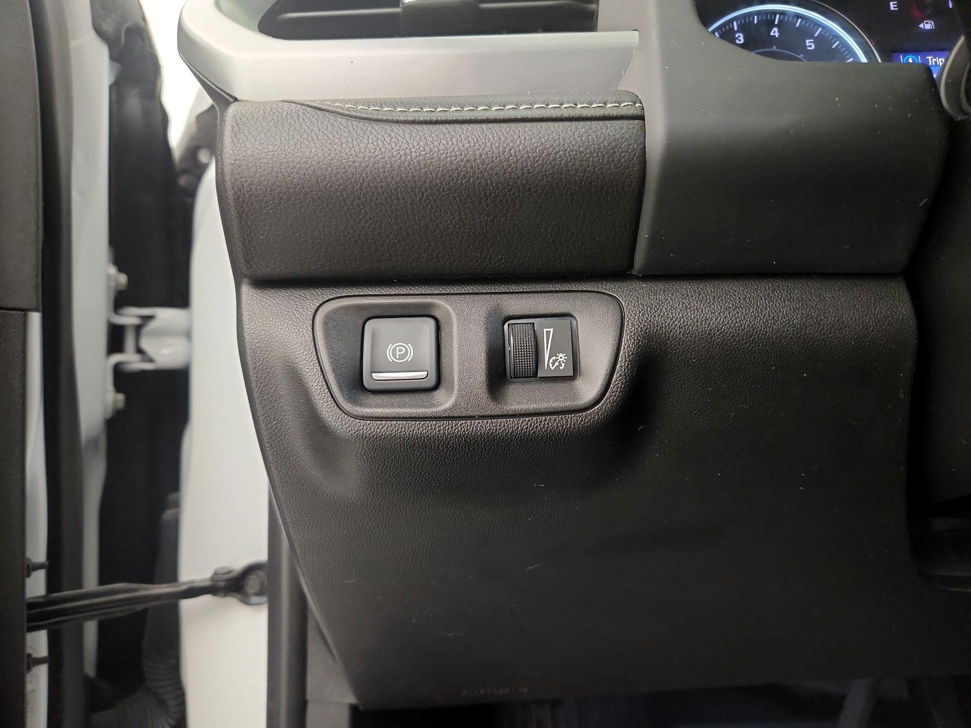 Thumbnail: 2021 GMC Acadia - 13