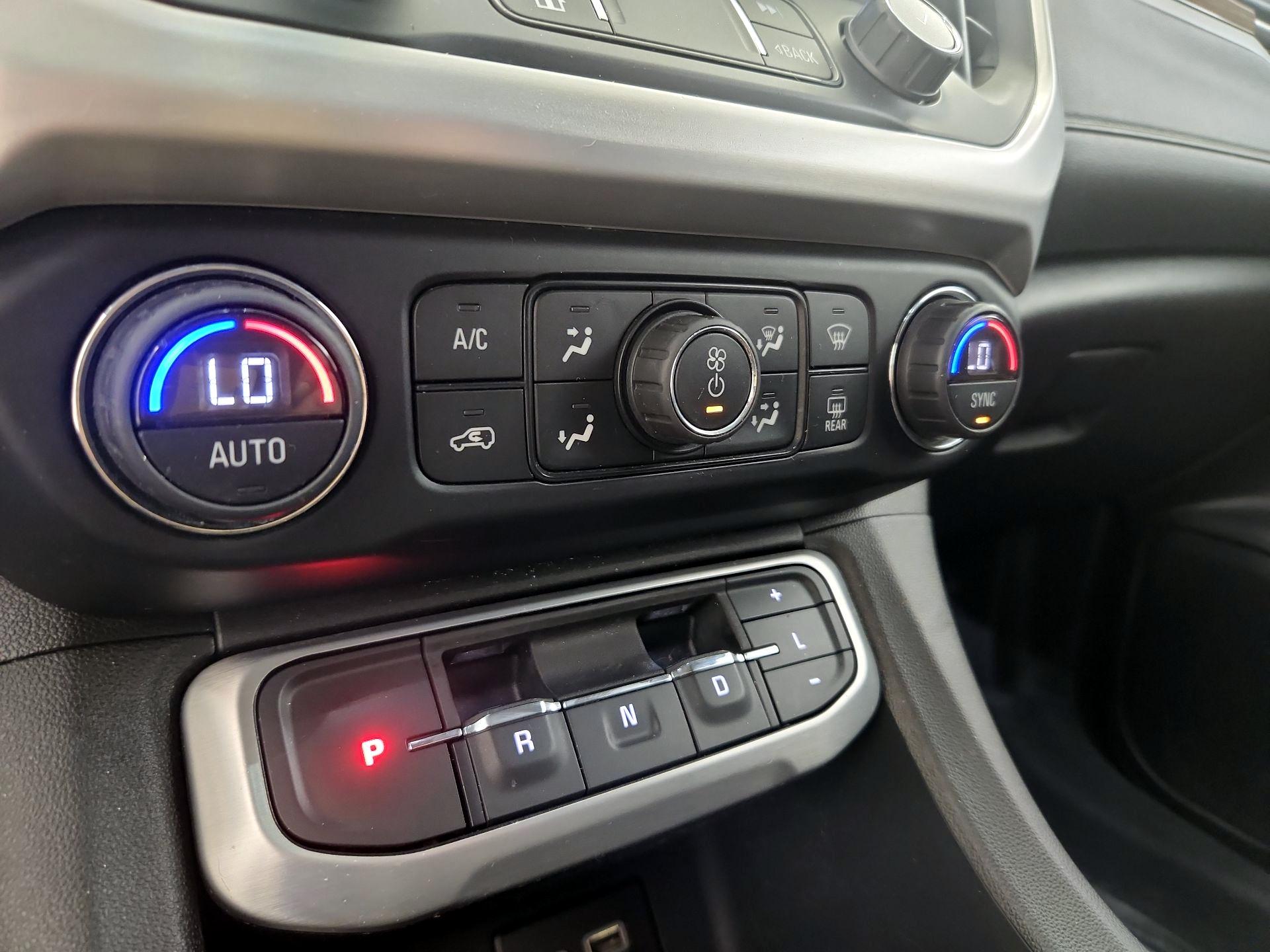 Thumbnail: 2021 GMC Acadia - 16