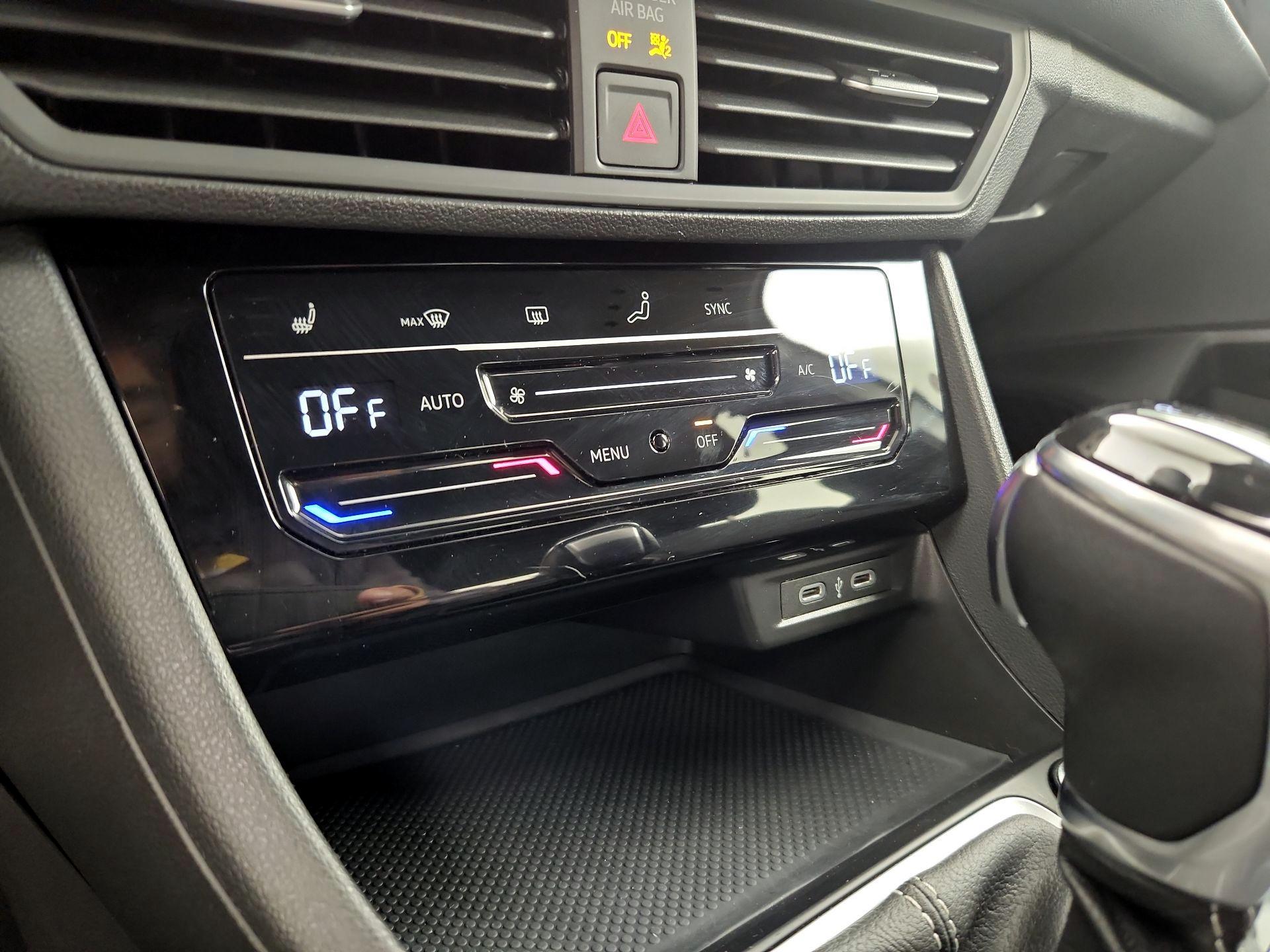 Thumbnail: 2025 Volkswagen Jetta - 18