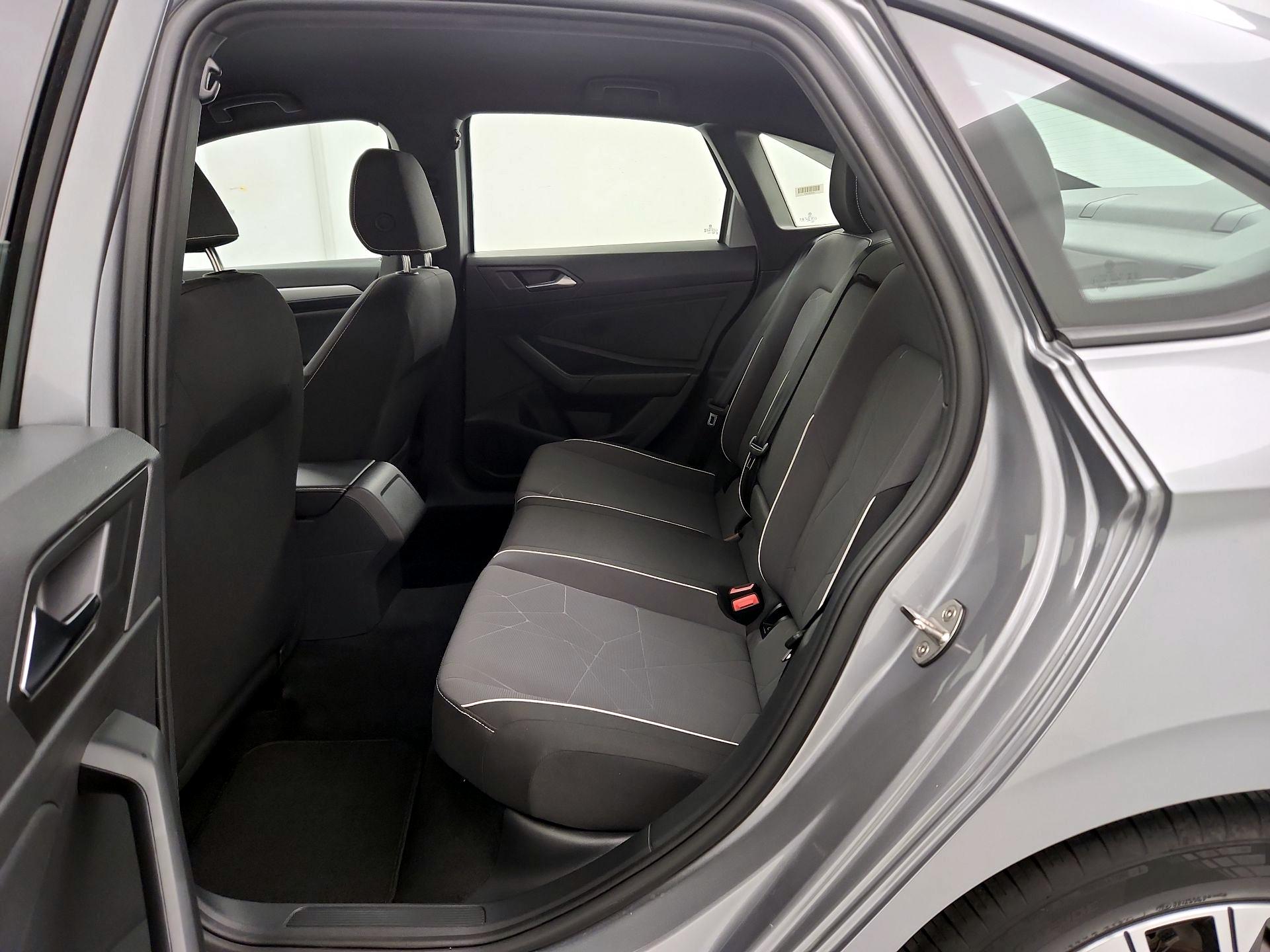 Thumbnail: 2025 Volkswagen Jetta - 19