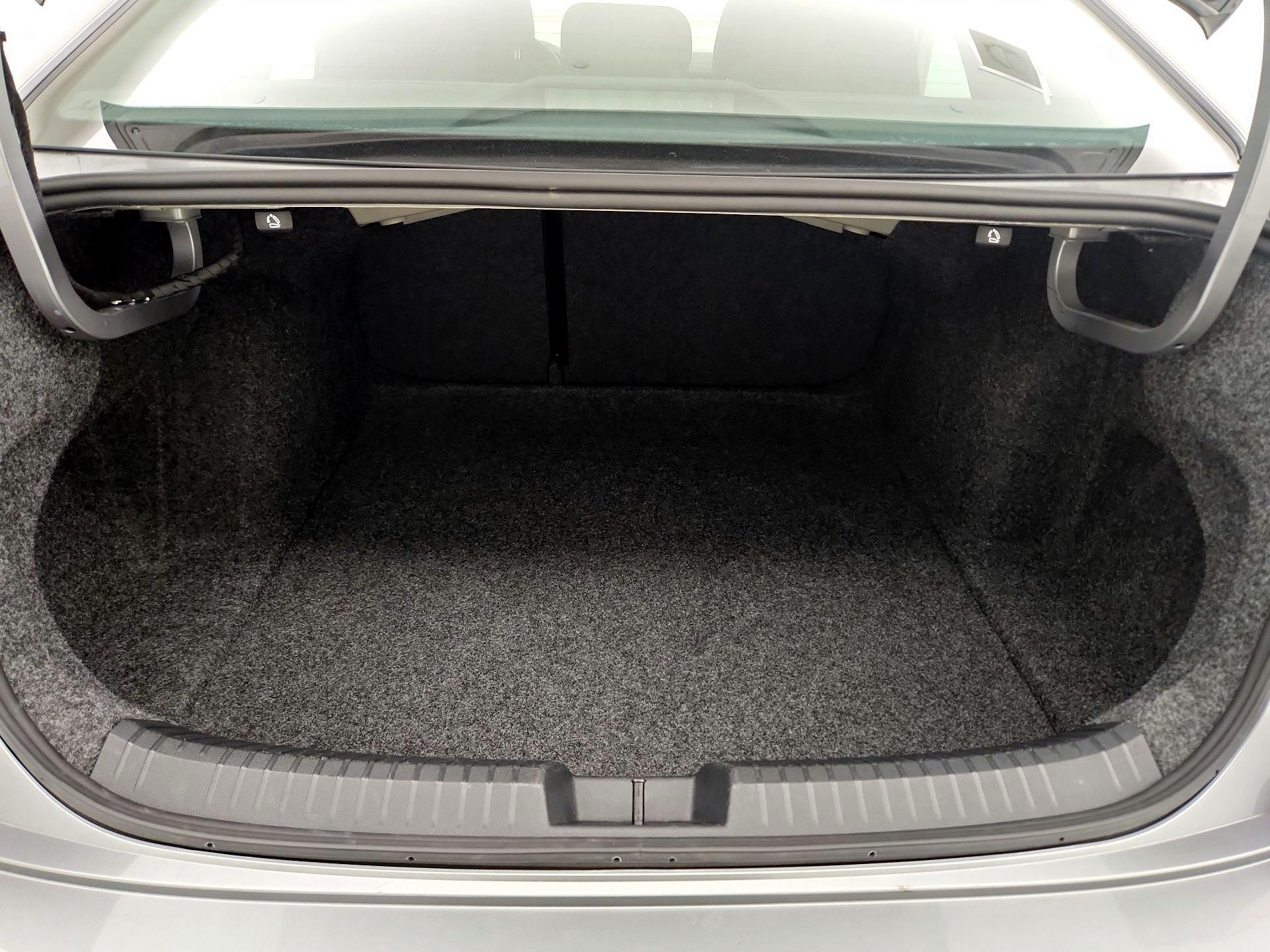 Thumbnail: 2025 Volkswagen Jetta - 20