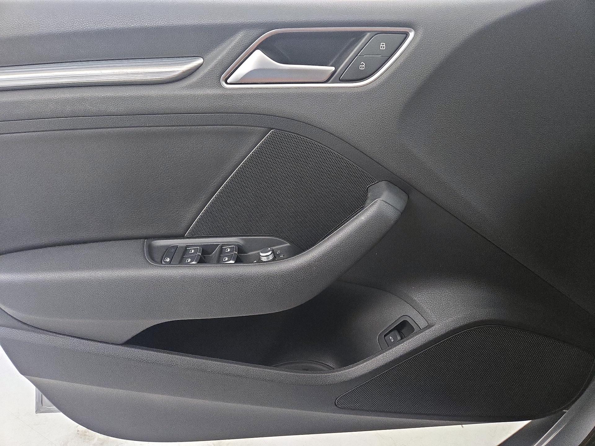 Thumbnail: 2015 Audi A3 - 12