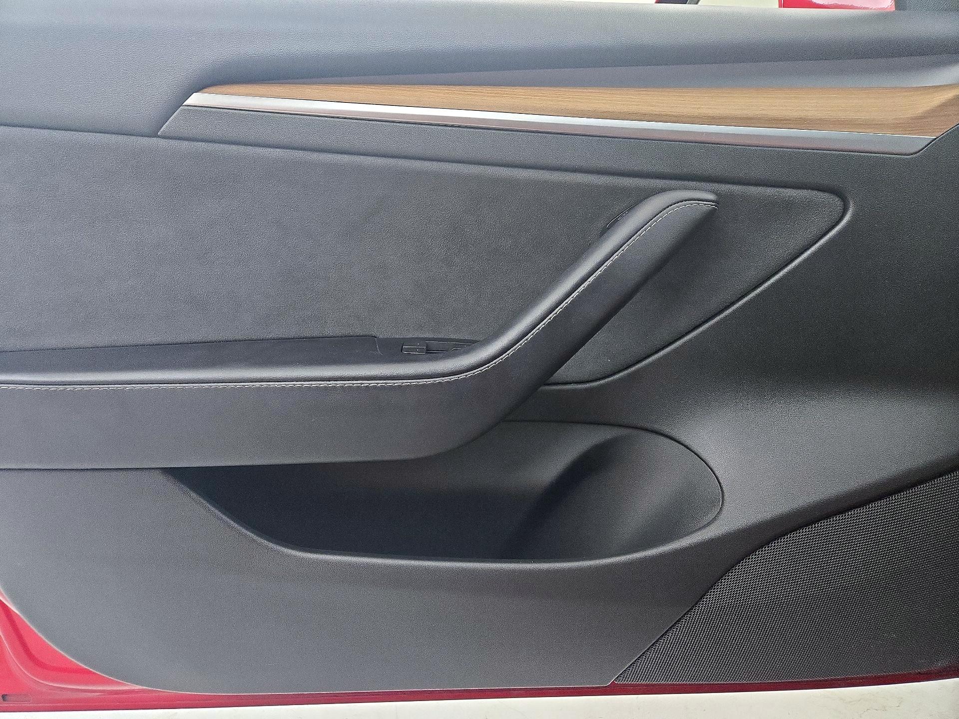 Thumbnail: 2023 Tesla Model 3 - 12