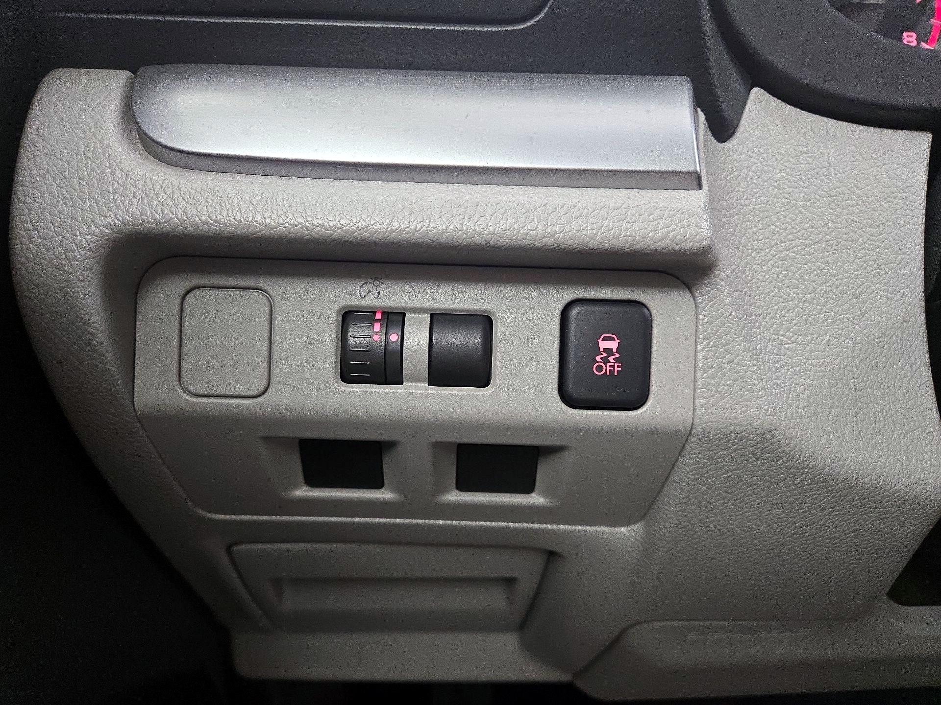 Thumbnail: 2015 Subaru Forester - 13