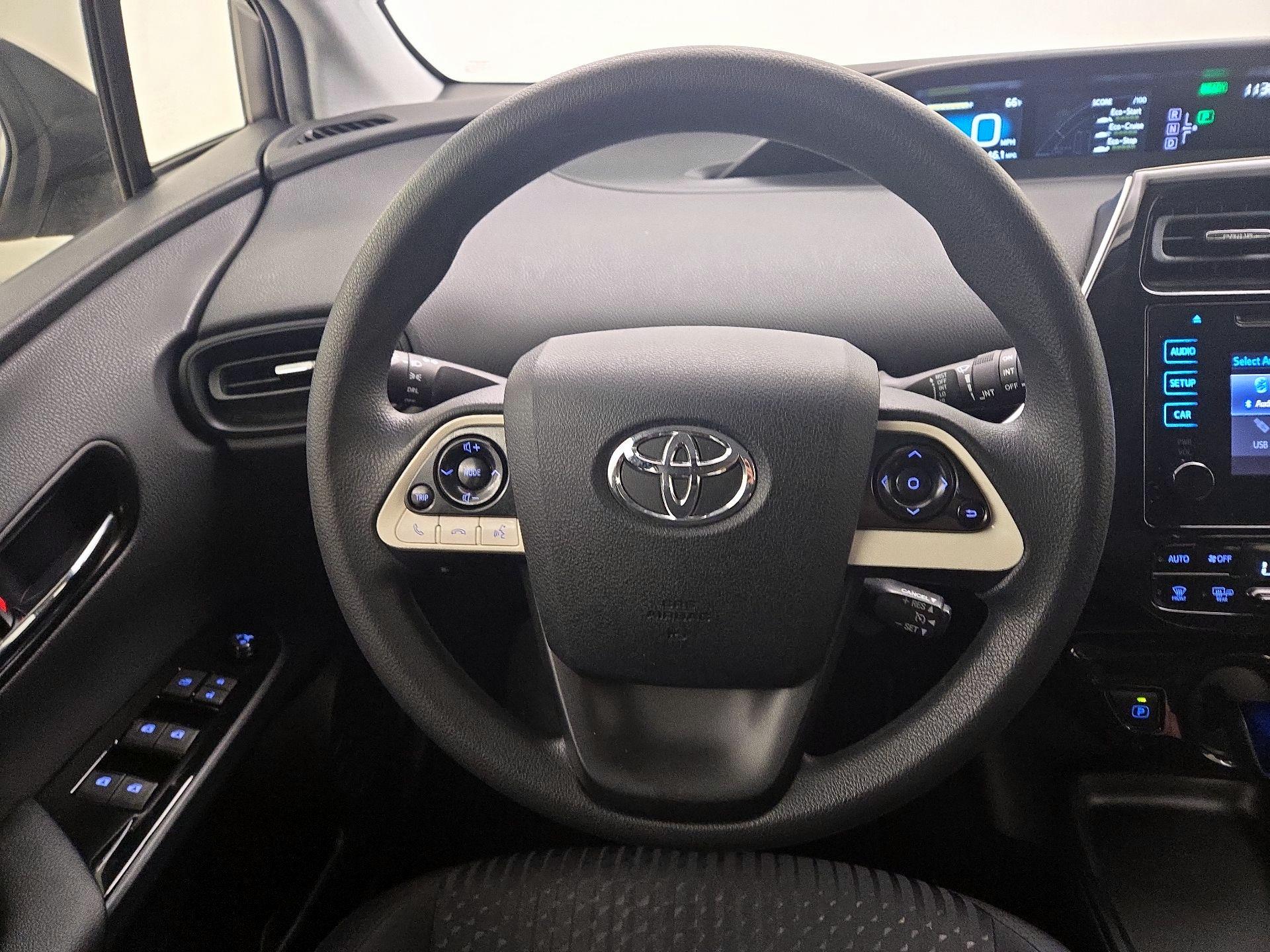 Thumbnail: 2016 Toyota Prius - 10